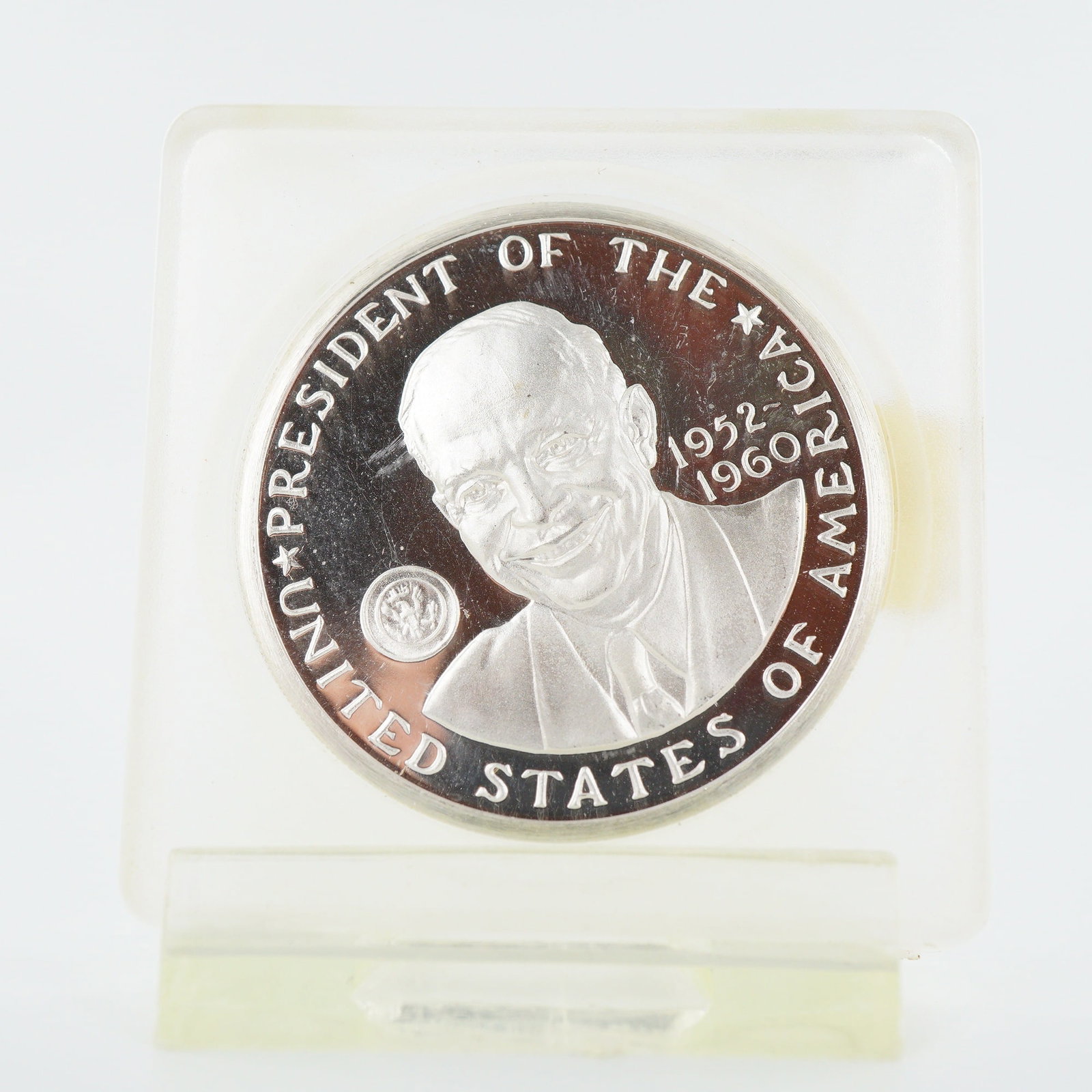 Medallic Art Co. Dwight D. Eisenhower / MacArthur Commemorative Silver Medal by Karen Worth, 1969 (1 of 2)