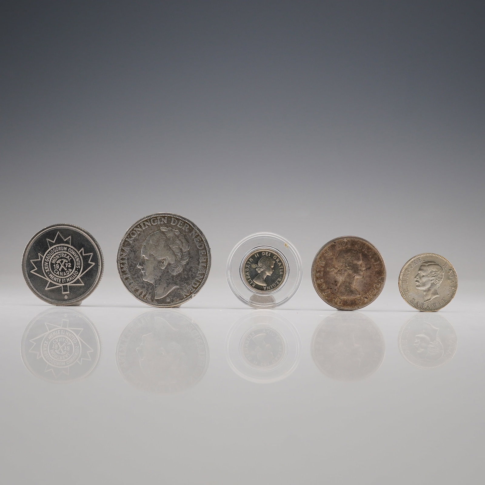 5pc 1900 to 1972 Canadian 1929 Duch Coins & Token (1 of 5)