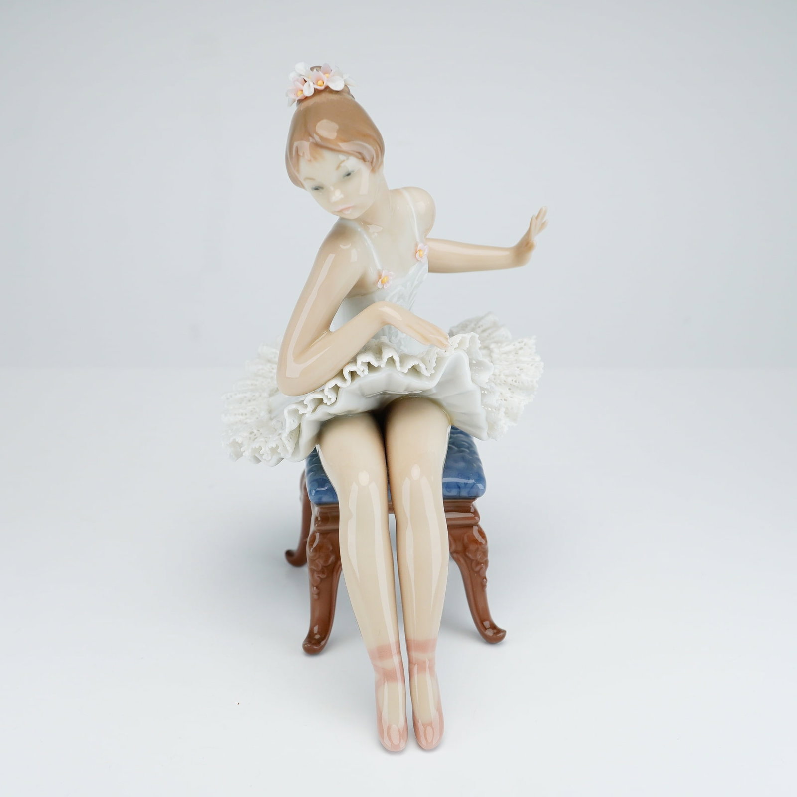 Lladro Porcelain Figurine, Recital 01005496 (1 of 3)