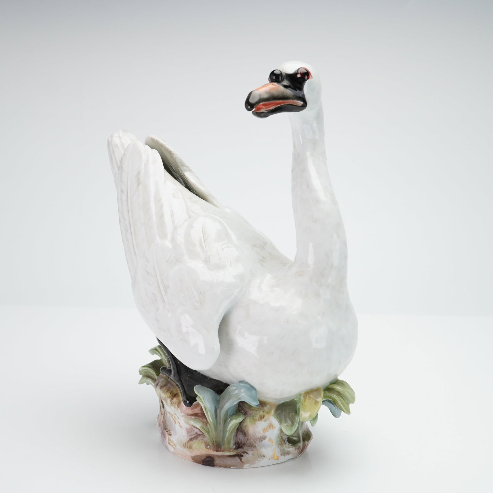 Meissen Porcelain Swan Figurine (1 of 4)