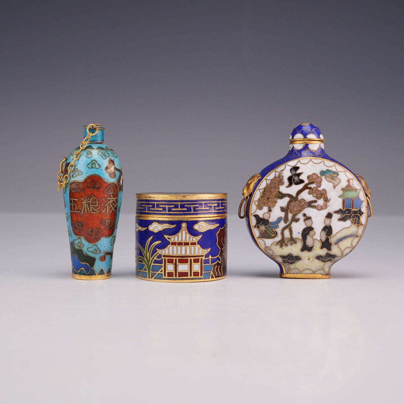 Three Chinese Miniature Cloisonne Enamel Vessels Including Snuff Bottles and Covered Box (1 of 4)