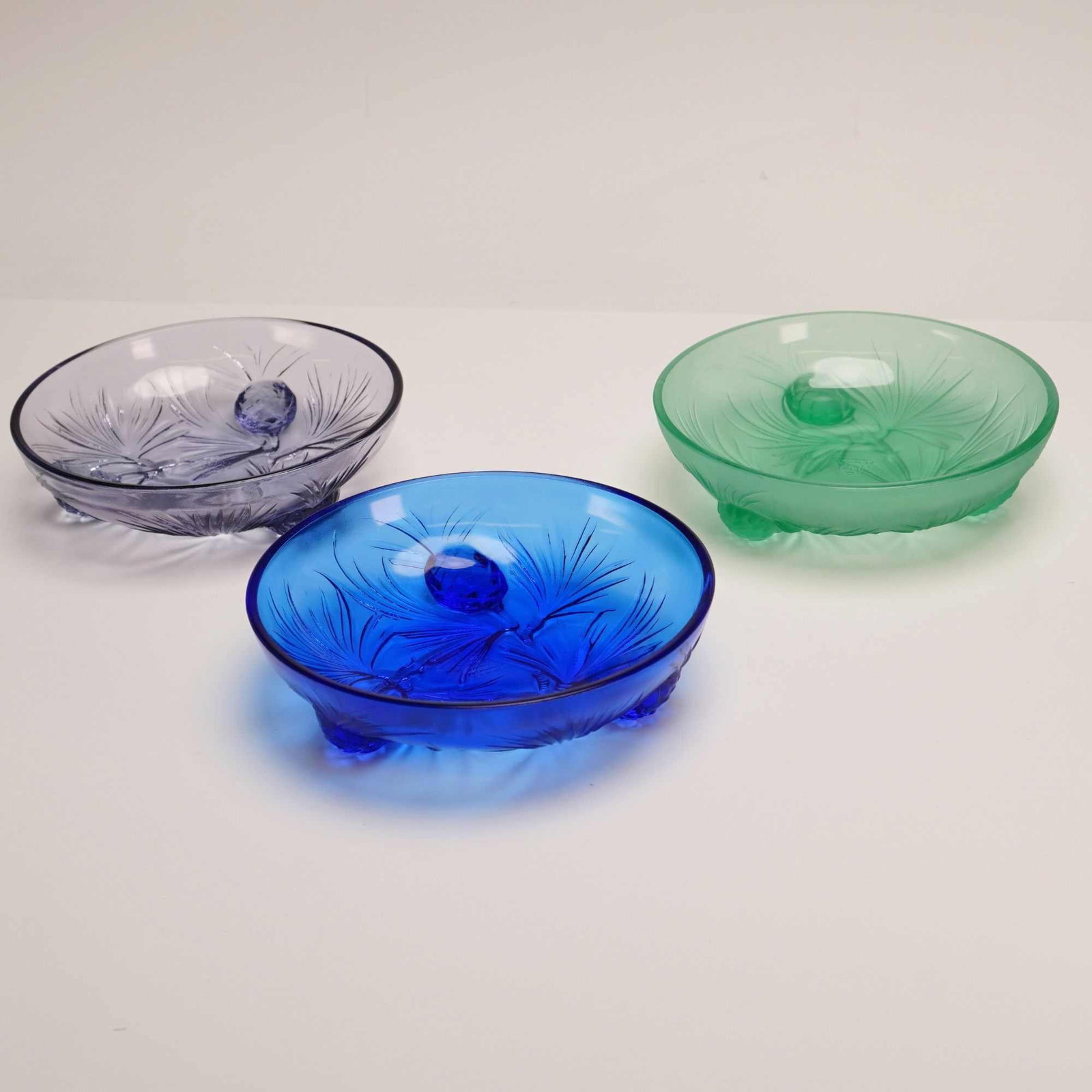 3pc Pinecone Footed Glass Bowls (1 of 4)