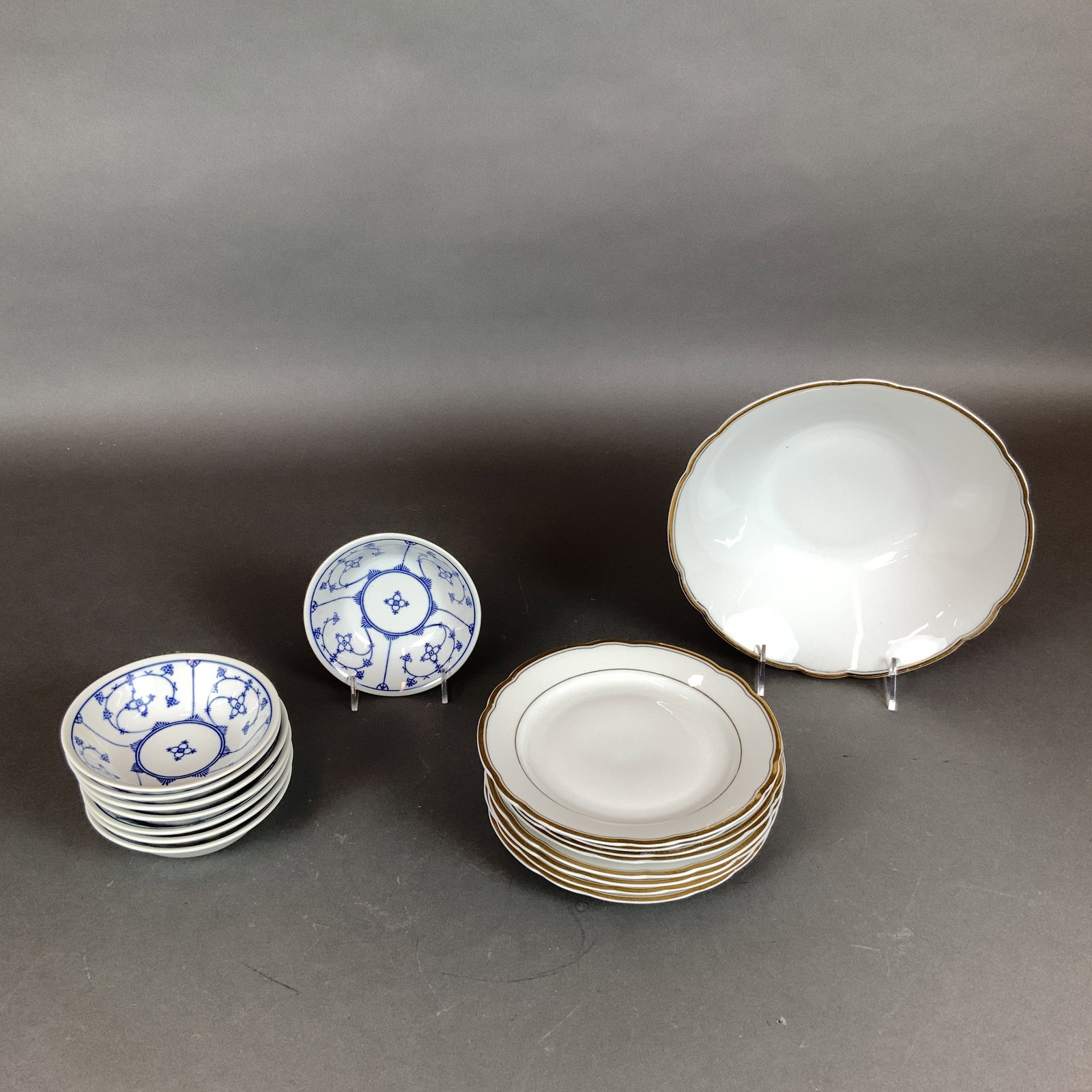 17pc Collection of Kahla and Jager Eisenberg Porcelain Tableware (1 of 5)
