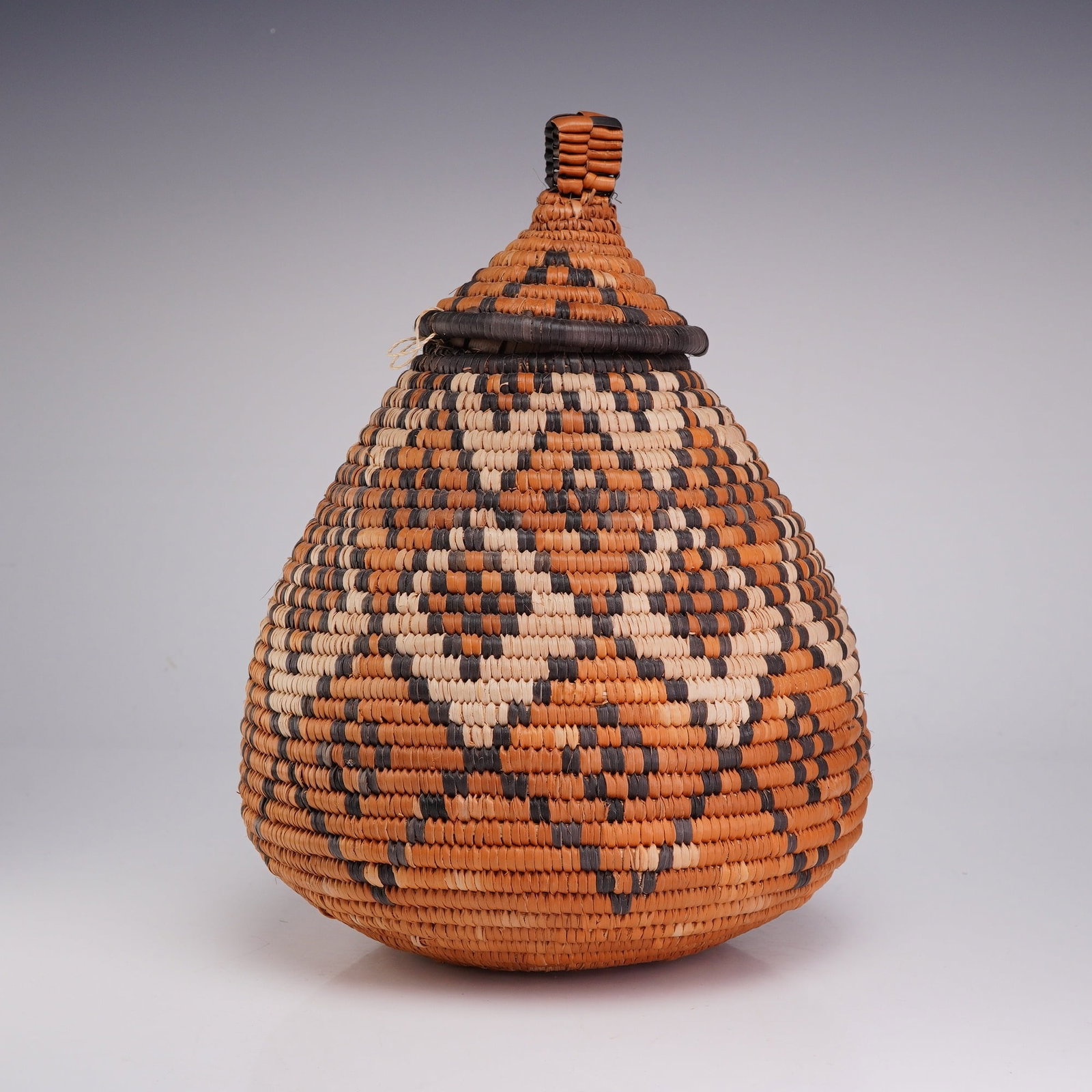 African Traditional Zulu Ukhamba Lidded Basket with Diamond Design (1 of 3)