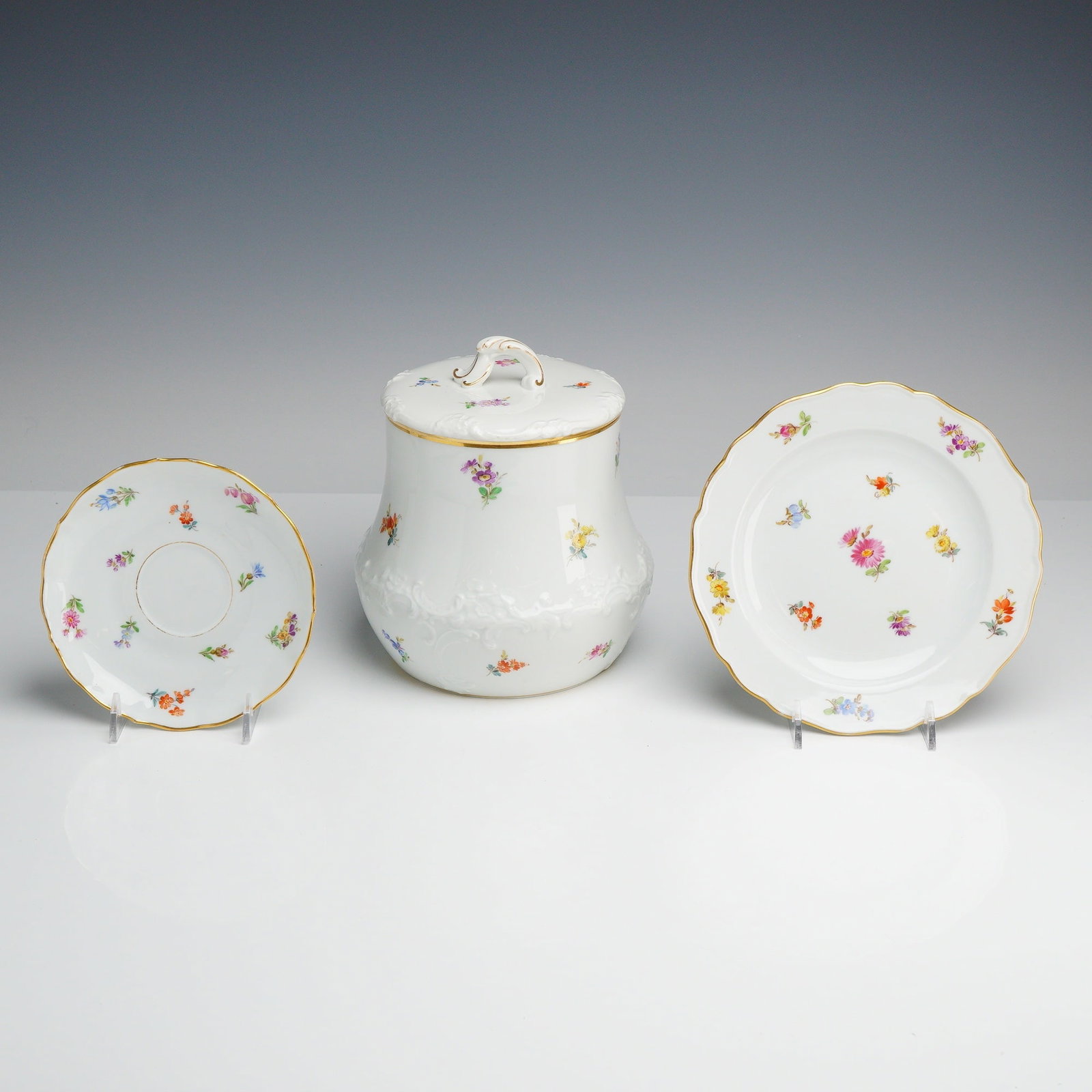 3pc Meissen Scattered Flowers Pattern Porcelain Dishes (1 of 3)