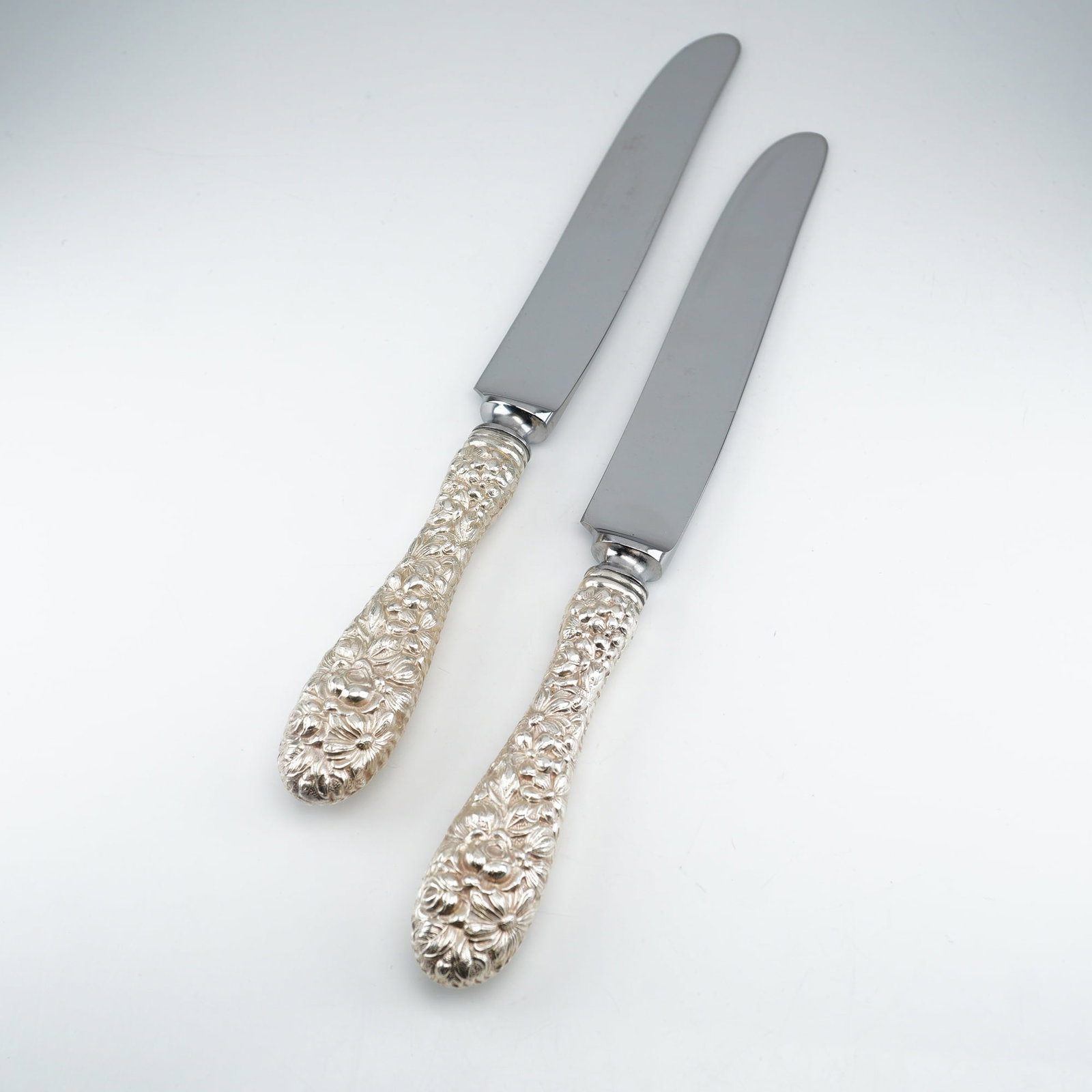 2pc Kirk Stieff Sterling Silver and Stainless-Steel Dinner Knives, Stieff Rose (1 of 4)