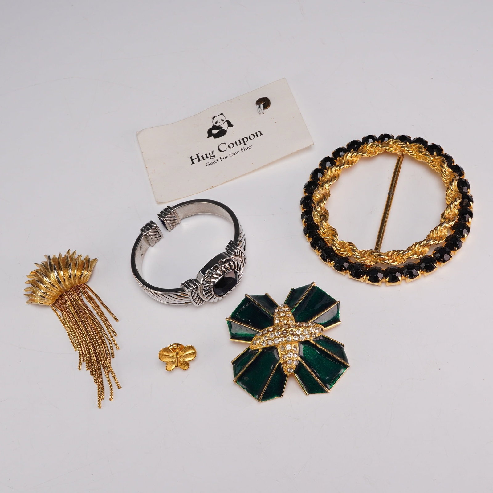 6pc Collection of Costume Jewelry Including 5 Pins and Scarf Ring Buckle (1 of 4)
