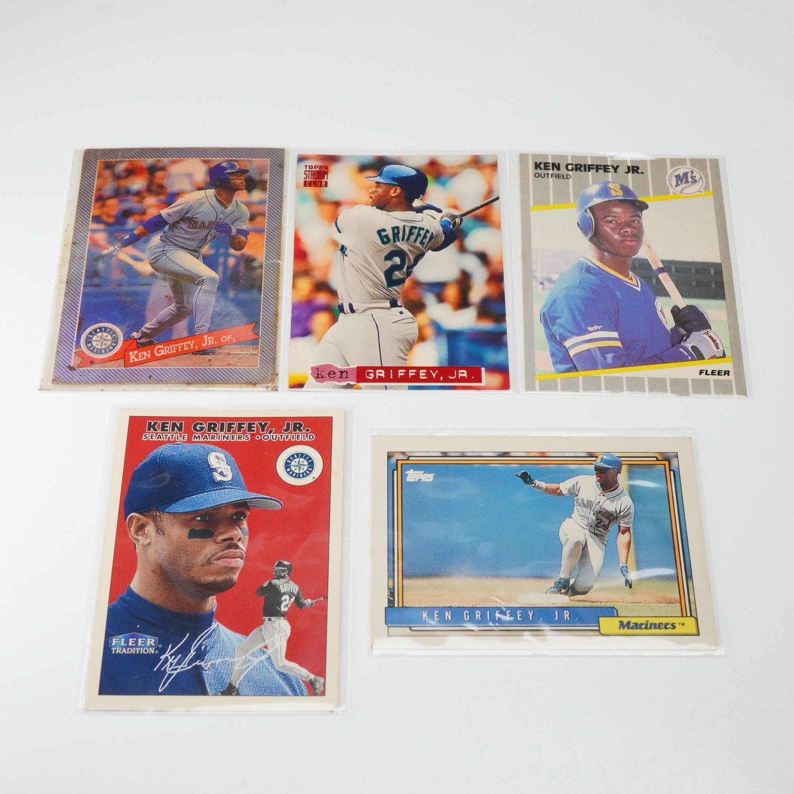 5pc Ken Griffey Jr. Collectible Baseball Cards Including 1989 Fleer Rookie Card (1 of 2)