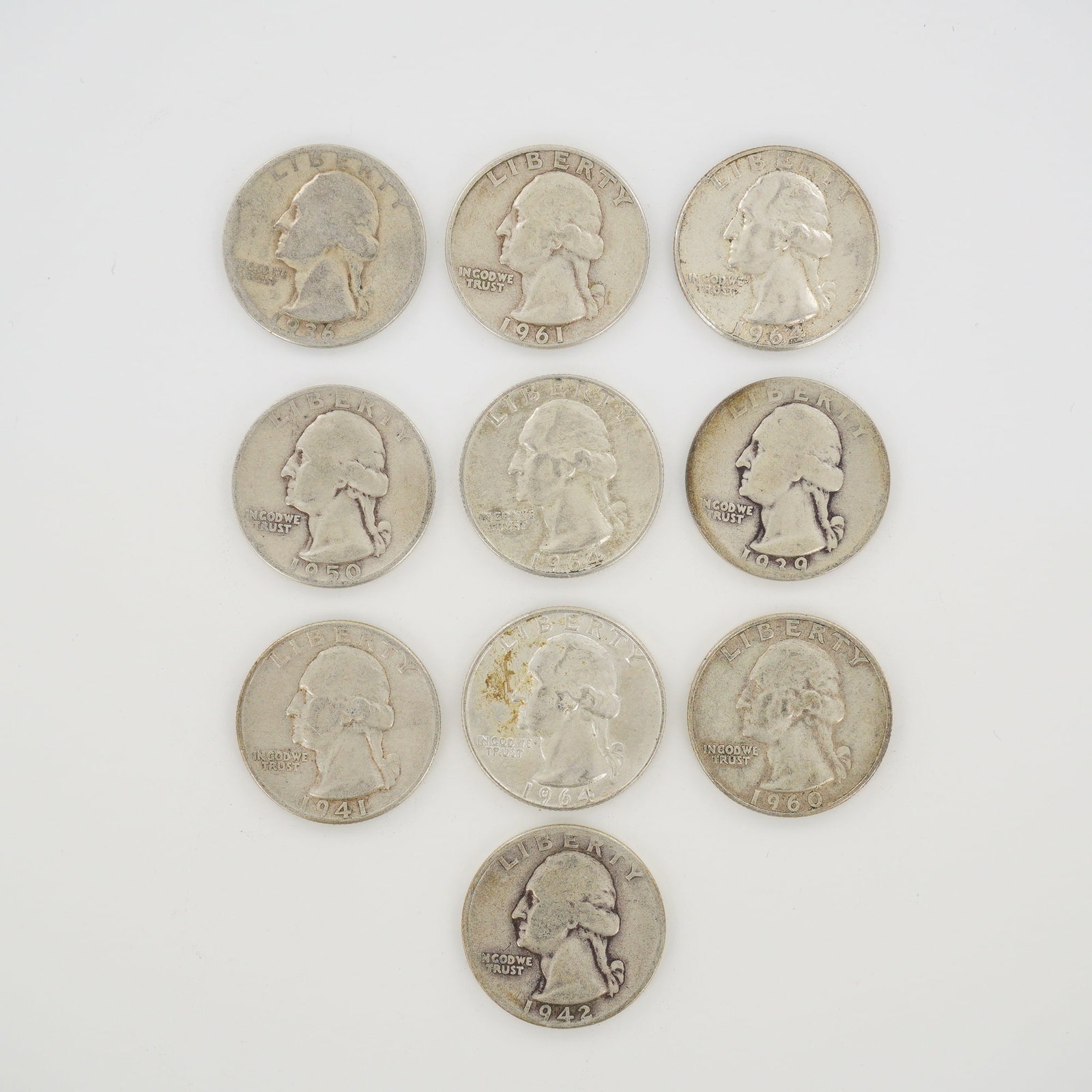 10pc Collection of US Washington Silver Quarters, 1936-1964: This group of US Washington quarters (KM# 164) consists of specimens minted between 1936 and 1964. The coins are composed of 90% silver and 10% copper. The obverse features the Washington design with 