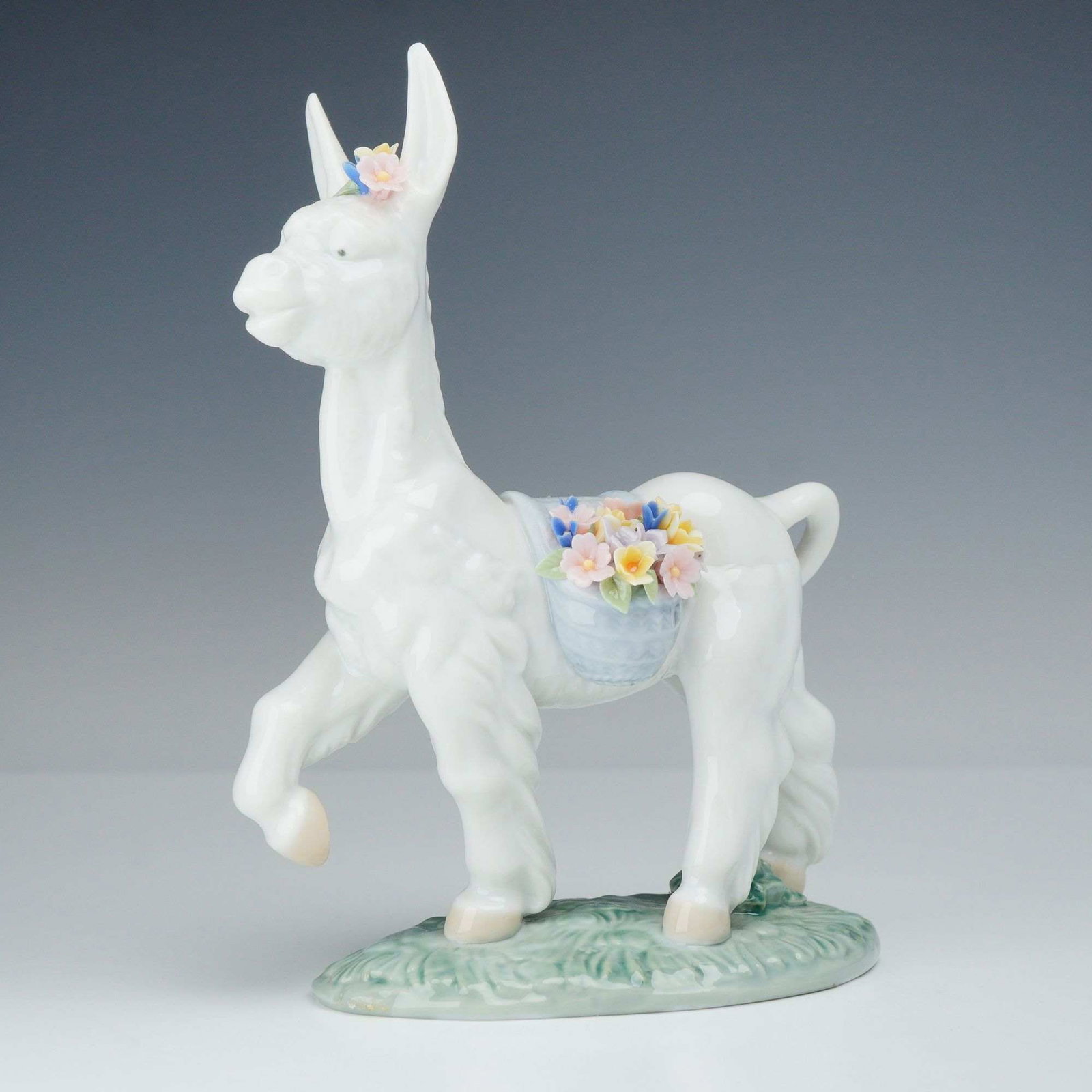 Lladro Parading Donkey Burrito con Flores Porcelain Figurine Model 01006573 (1 of 3)
