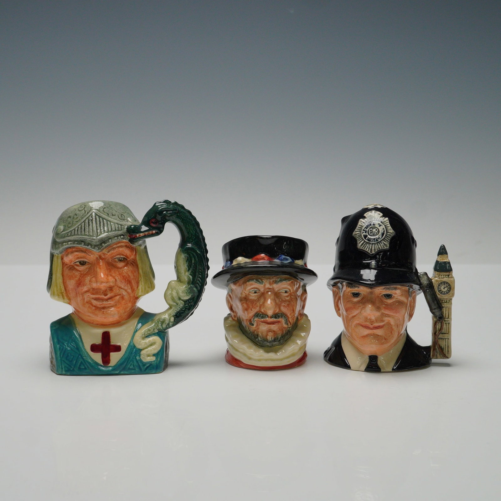 3pc Royal Doulton Small Character Jugs- D6762, D6618 & Toby D6233 (1 of 3)