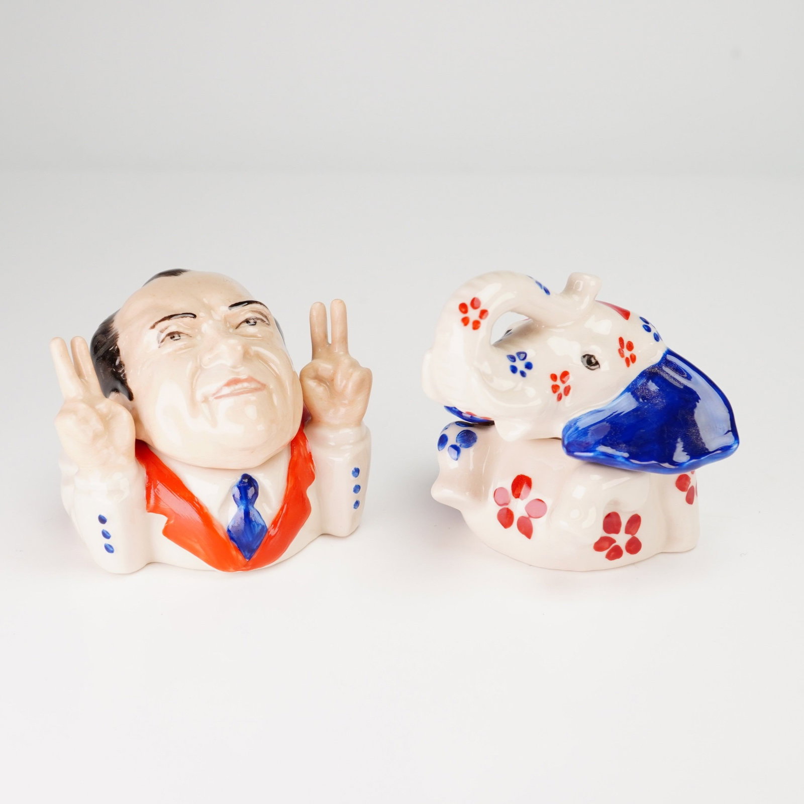 2pc Kevin Francis Face Pots, President Nixon and Flower Power Nellie Elephant (1 of 5)