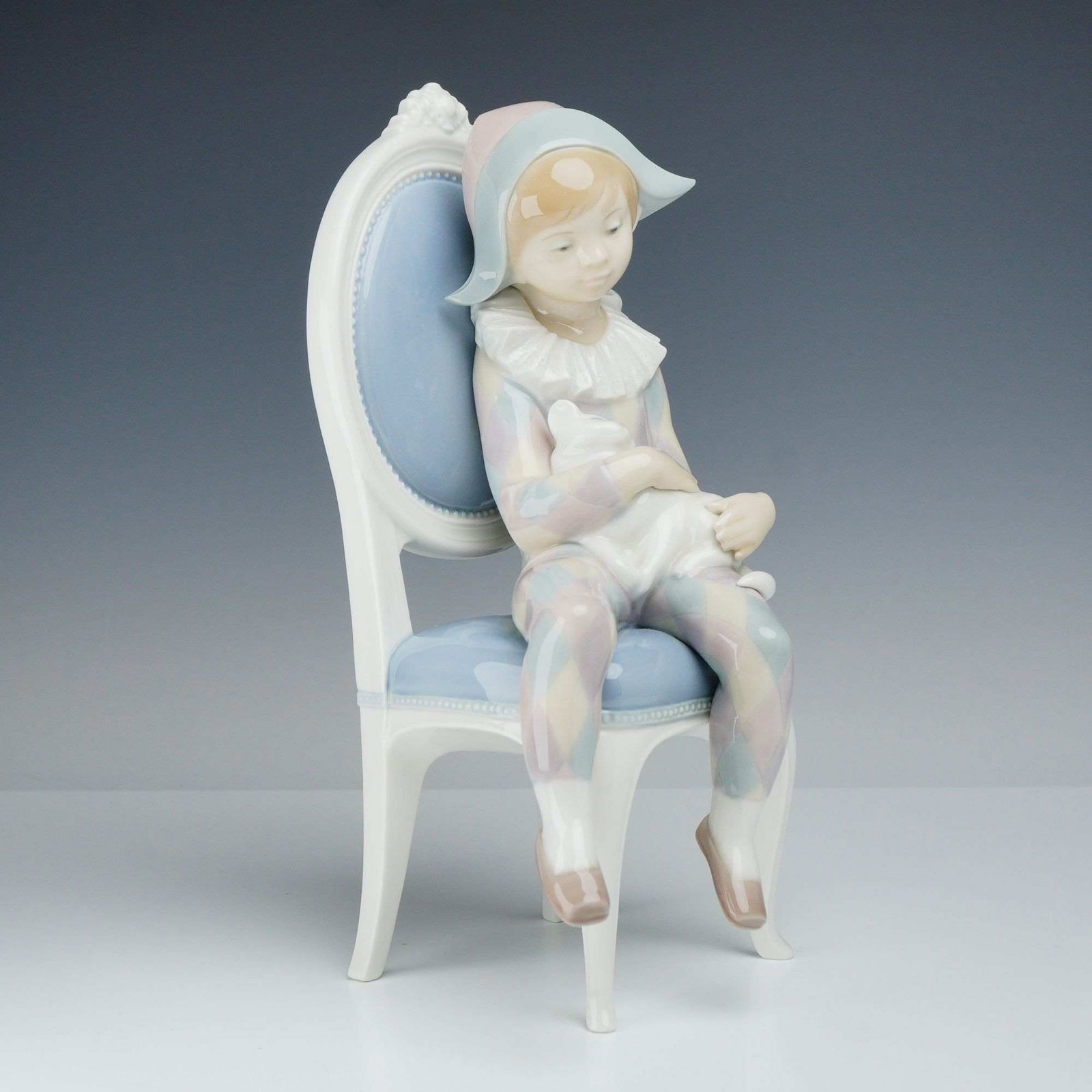 Lladro Porcelain Figurine, Young Harlequin with Cat, Item #01001229 (1 of 4)