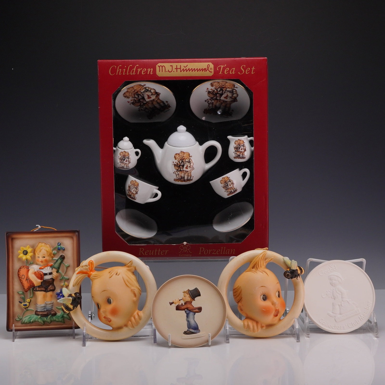 6pc Collection of Goebel M.J. Hummel Wall Plaques and Miniature Tea Set (1 of 3)