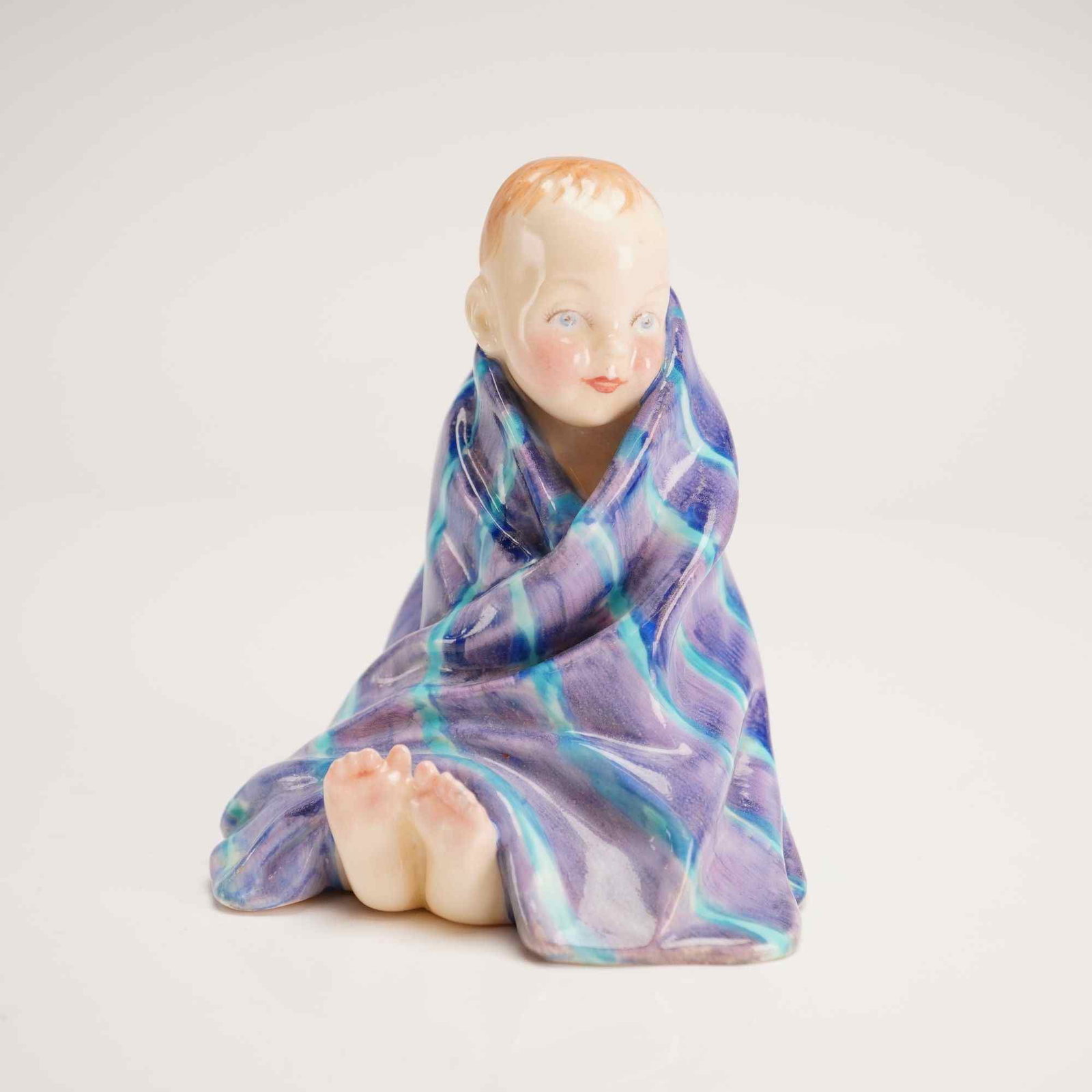 Royal Doulton Figurine, This Little Pig, Blue HN1794 (1 of 3)