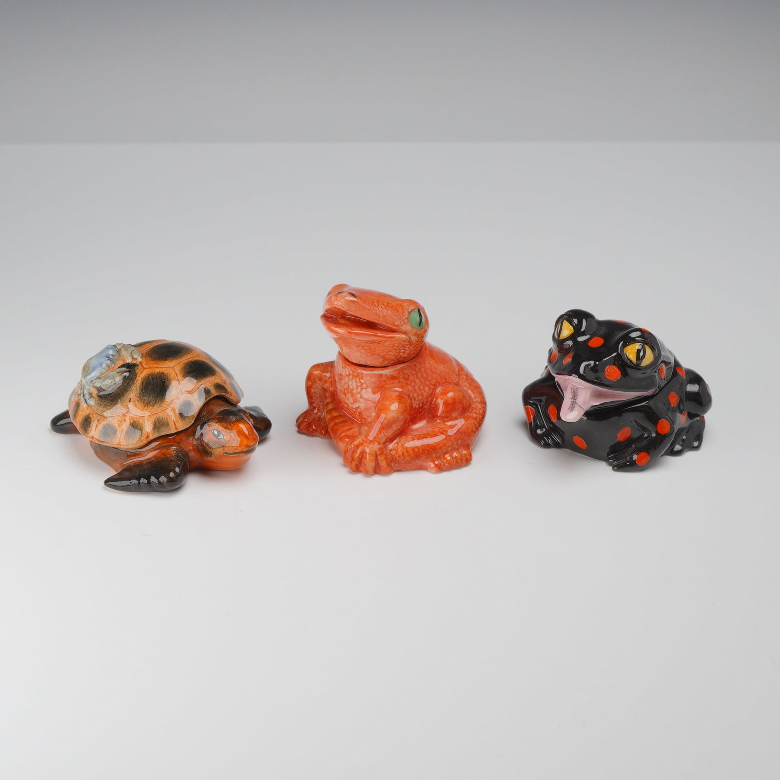 3pc Kevin Francis Face Pots, Gecko, Frog, and Sea Turtle (1 of 3)