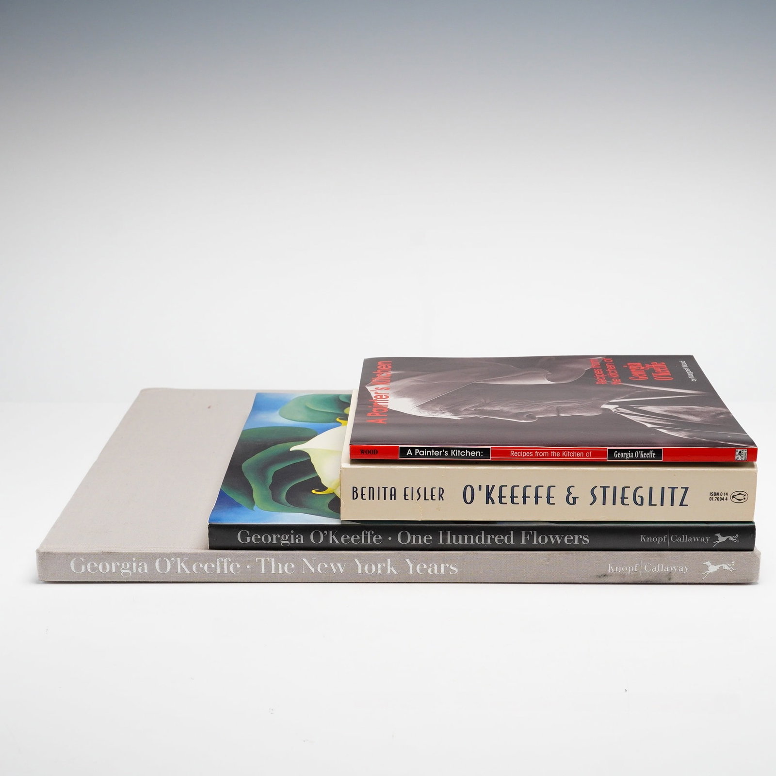 4pc Books and Publications Focused on the Life and Art of Georgia O'Keeffe (1 of 3)
