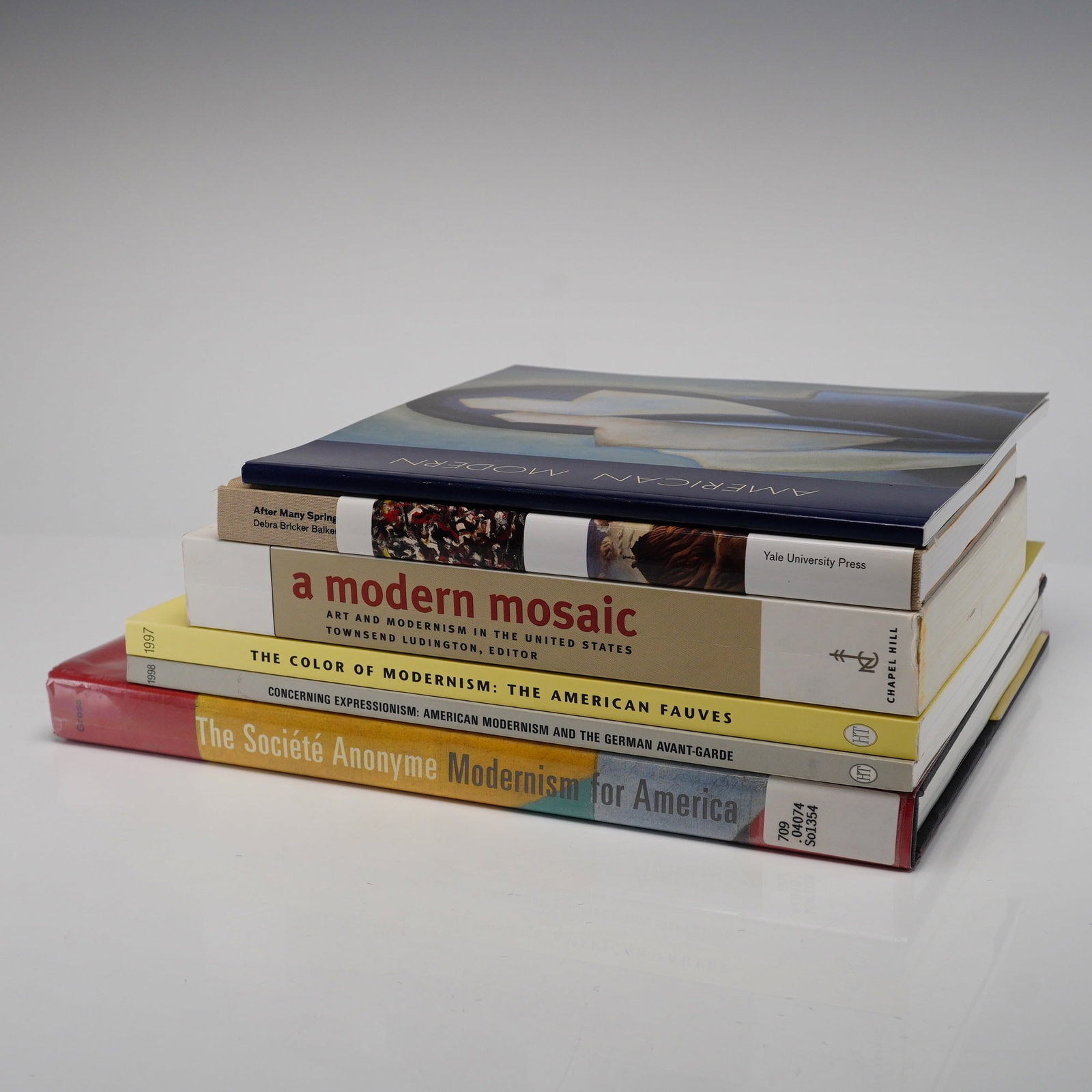 6pc Collection of Art Books on American Modernism (1 of 4)