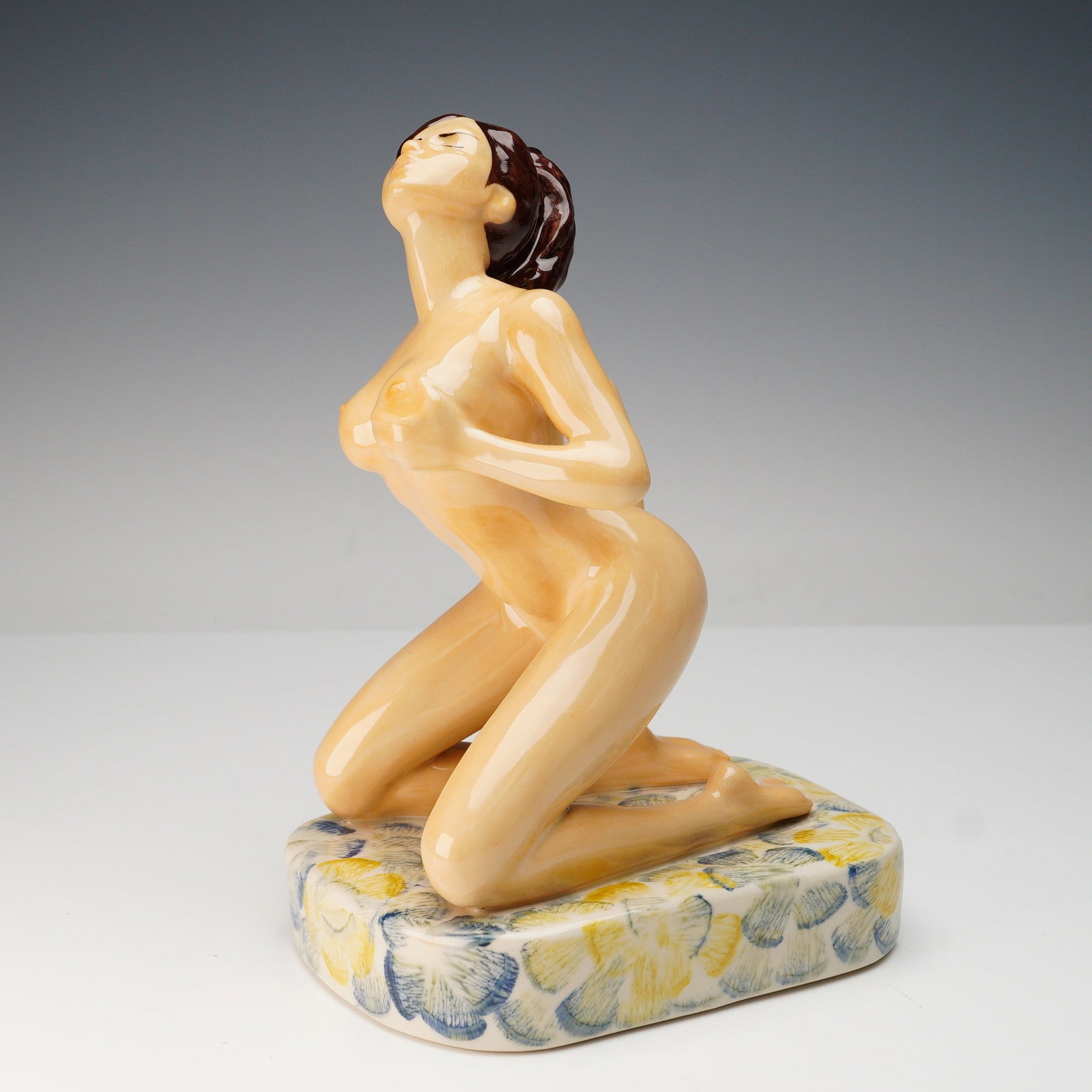 Peggy Davies by Victoria Bourne Artist Original Colorway Figurine, Lolita: A rare and unique Peggy Davies figurine by Victoria Bourne titled Lolita, presented in the artist's original colorway and marked as a one-of-one piece. The hand painted figure depicts a stylized nude 