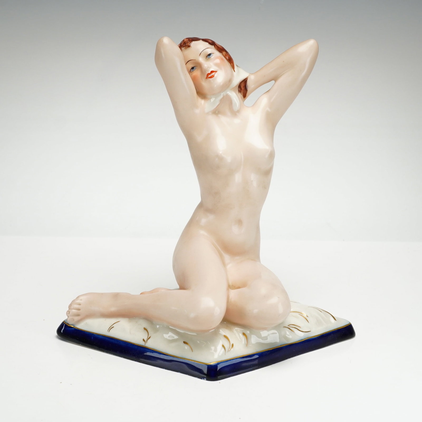 Royal Dux Czechoslovakia Porcelain Figurine of a Nude Woman with Bonnet (1 of 4)