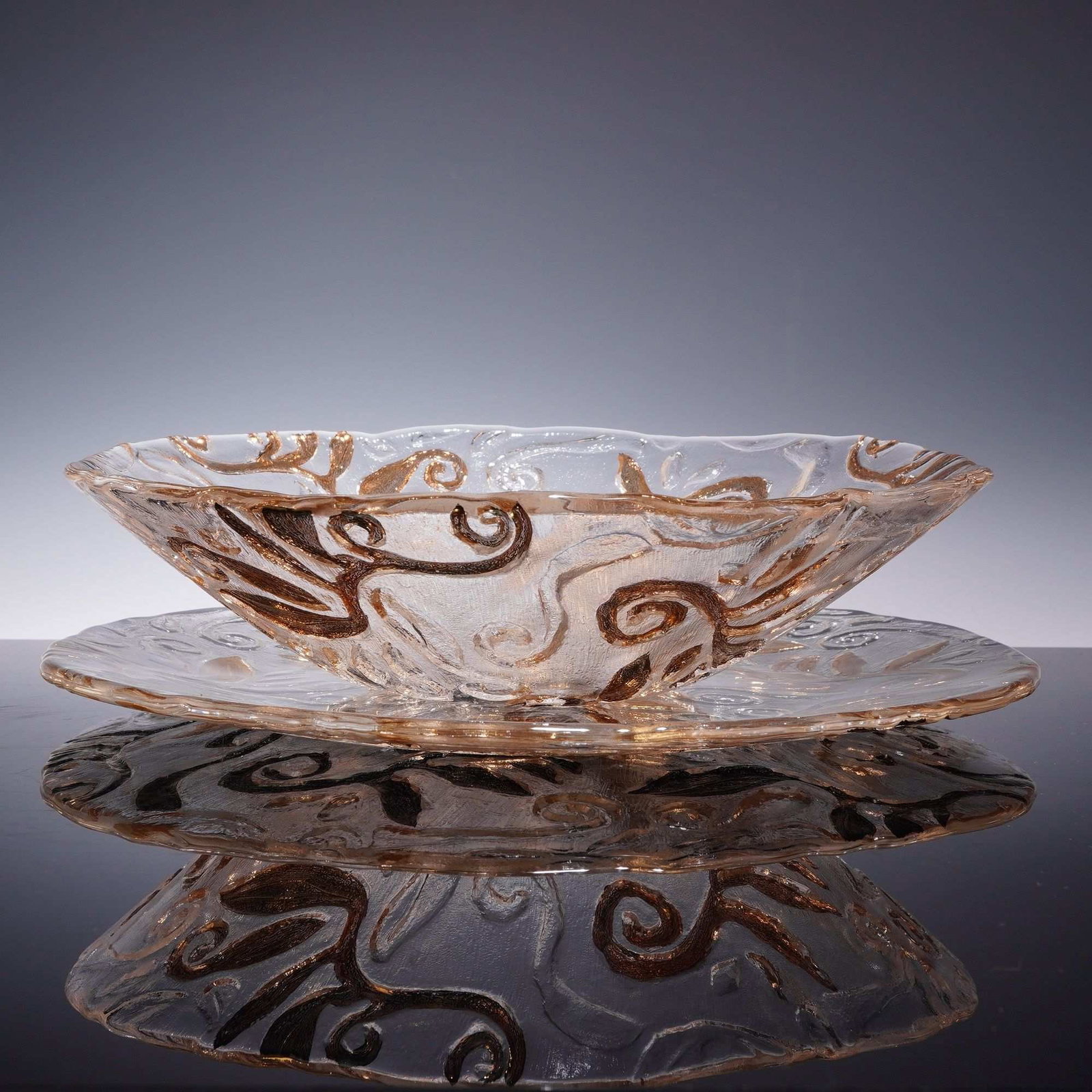 Two-Piece Art Glass Bowl and Platter Set with Gold Leaf Vine Design (1 of 3)