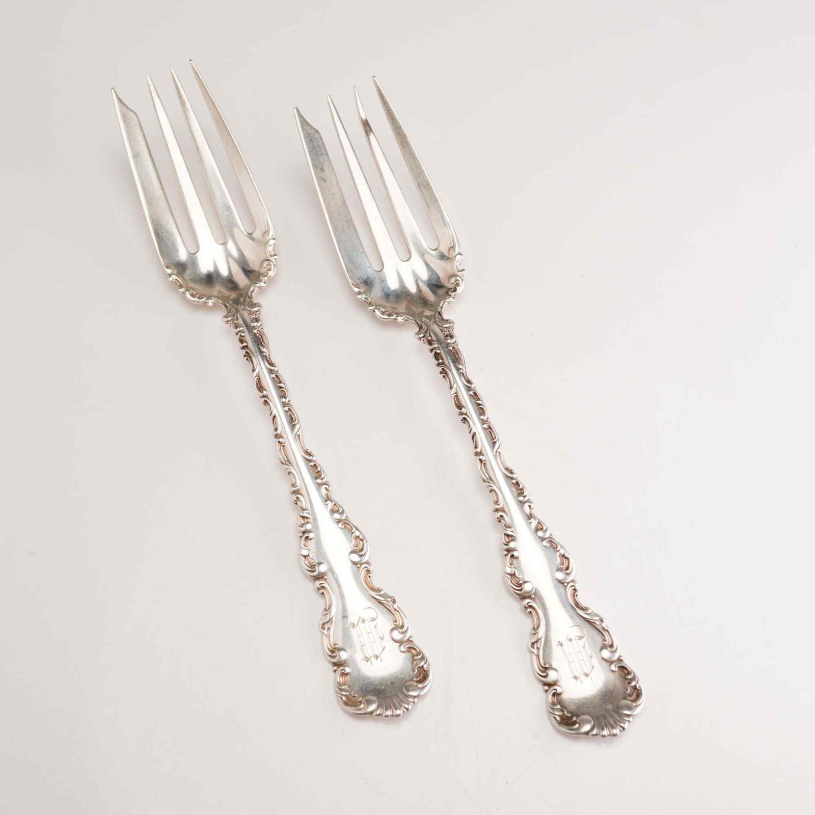 2pc Whiting Manufacturing Company Sterling Silver Pastry Forks, Louis XV (1 of 4)