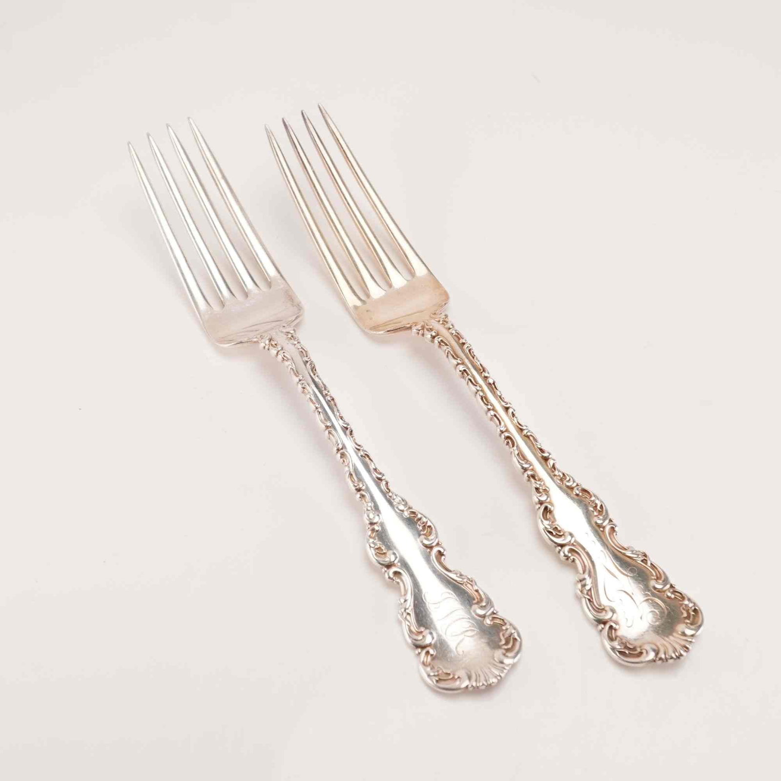 2pc Whiting Manufacturing Company Sterling Silver Place Forks, Louis XV Pattern (1 of 4)