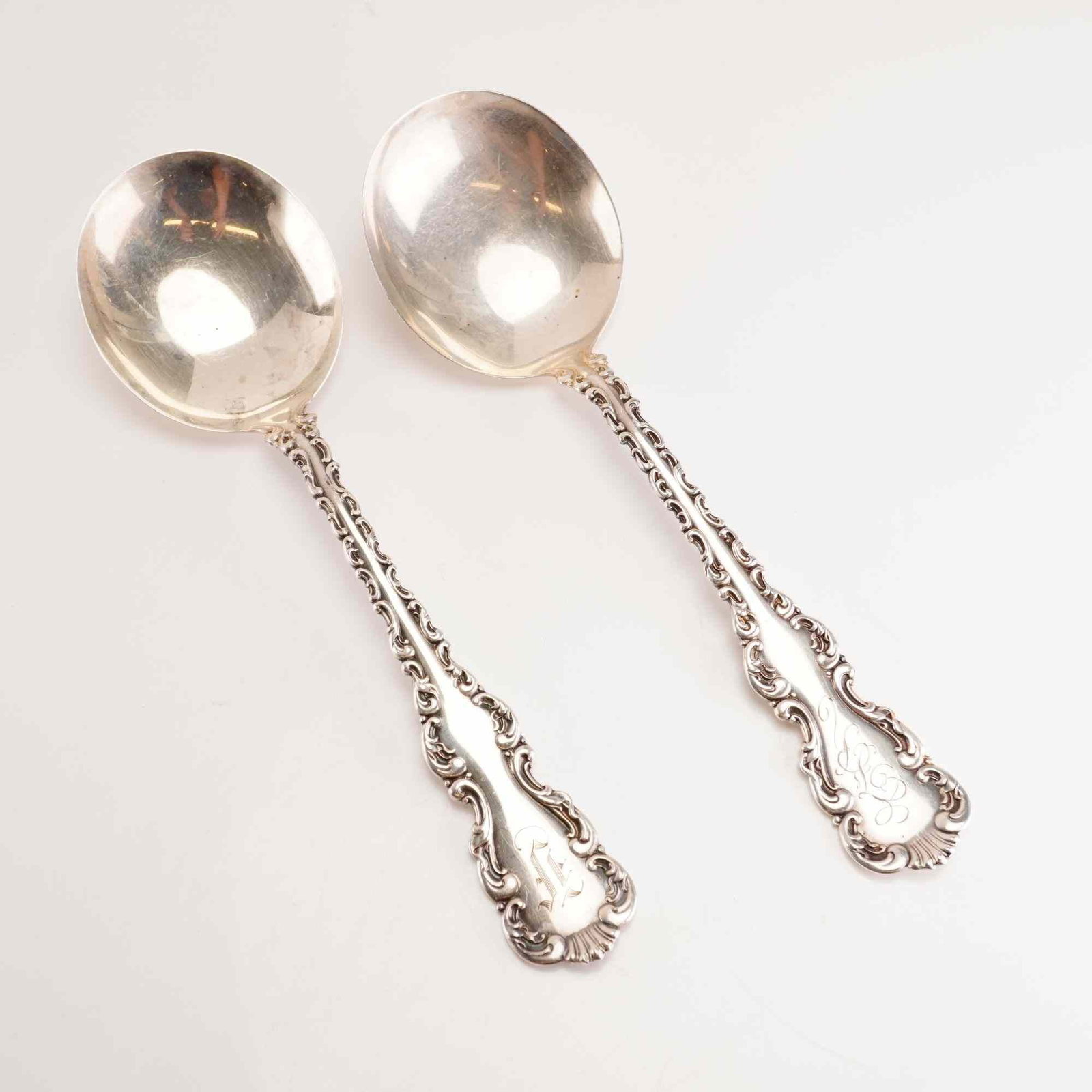 2pc Whiting Manufacturing Company Sterling Silver Soup Spoons, Louis XV Pattern (1 of 4)
