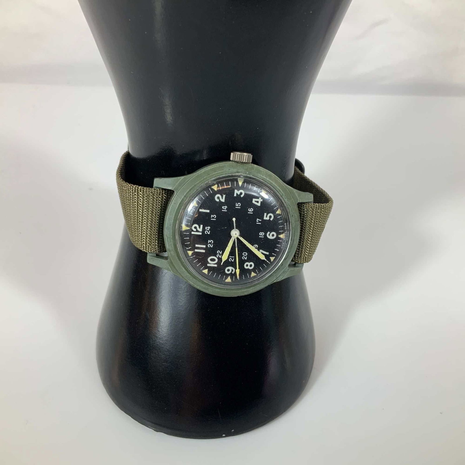 Benrus US Military Field Watch MIL-W-46374 (1 of 3)