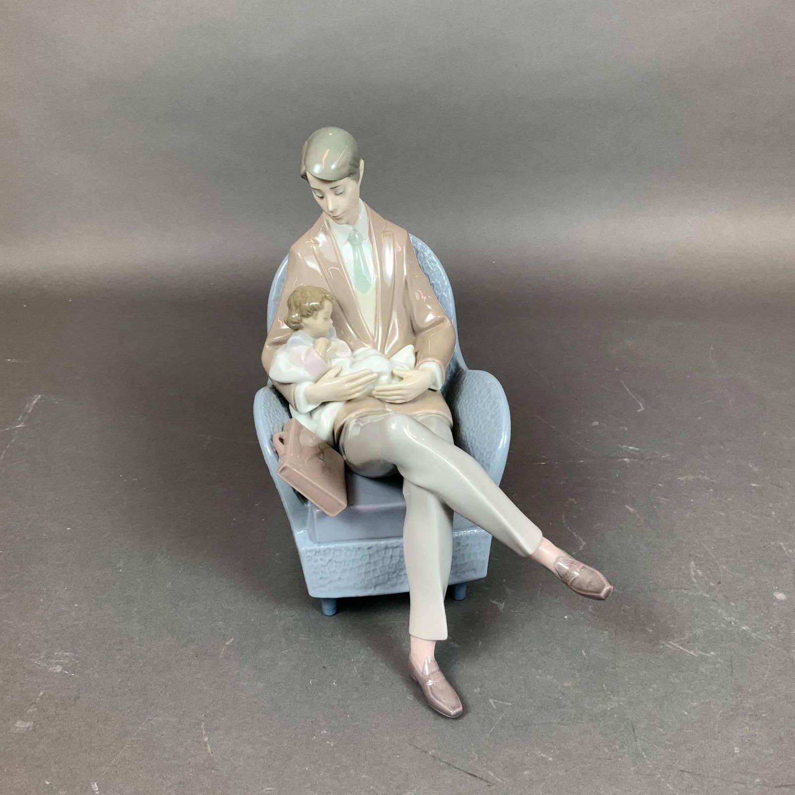 Lladro Porcelain Figurine, Daddy's Blessing 01006504 (1 of 3)