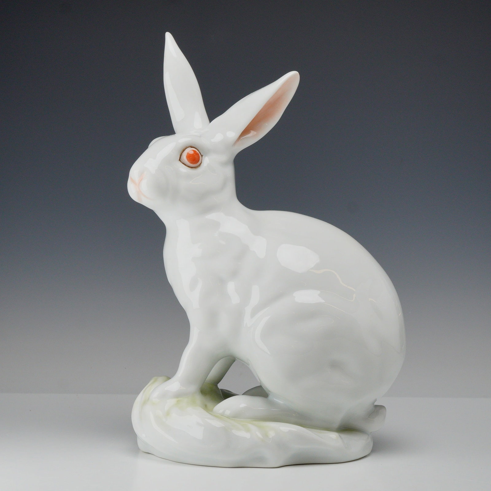 Herend Hungary White Porcelain Figurine, Sitting Rabbit 5334 (1 of 3)