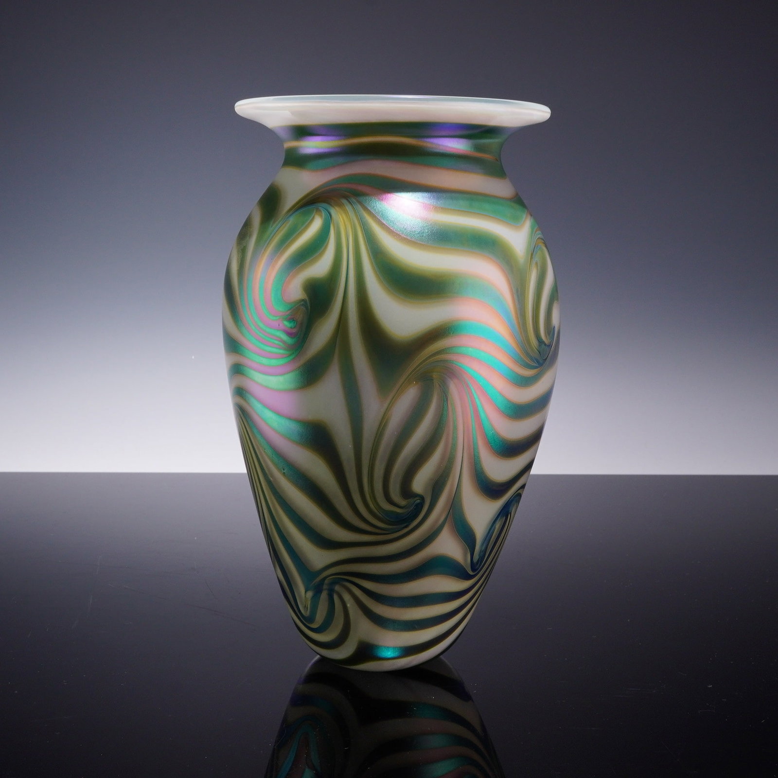 Robert Eickholt Swirl Art Glass Vase, 2005 (1 of 3)