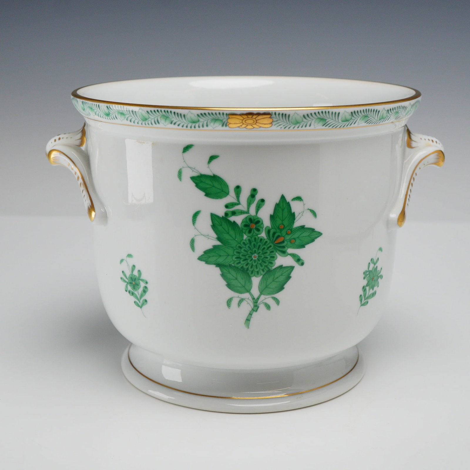Herend Chinese Bouquet Apponyi Green Porcelain Cachepot (1 of 3)