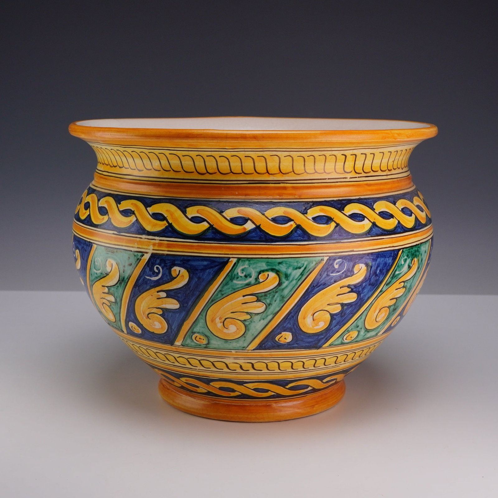 Italian Alemanna Caltagirone Sicilian Majolica Ceramic Cachepot (1 of 3)