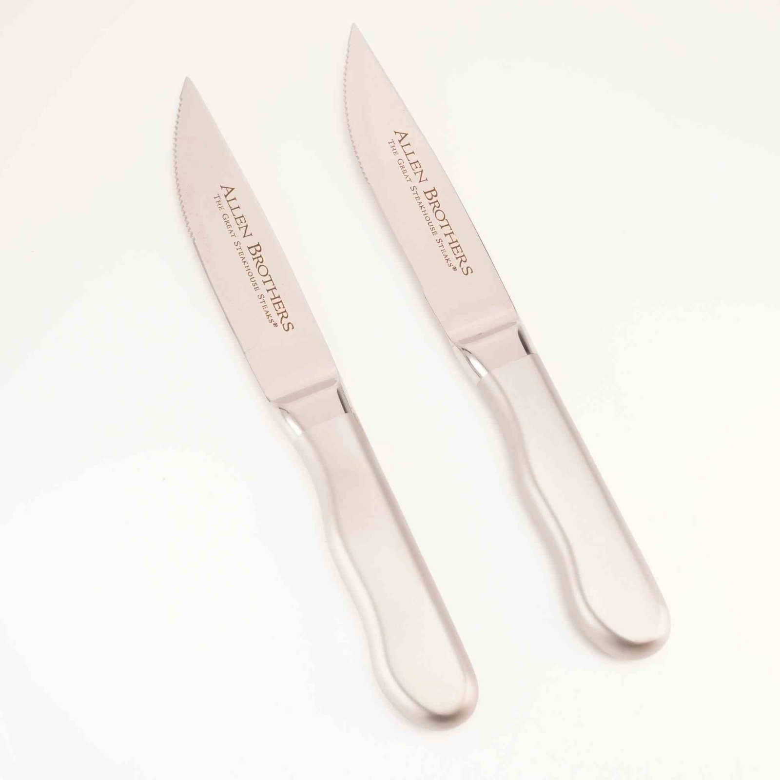A Pair of Allen Brothers Stainless Steel Steakhouse Knives in Presentation Box (1 of 4)