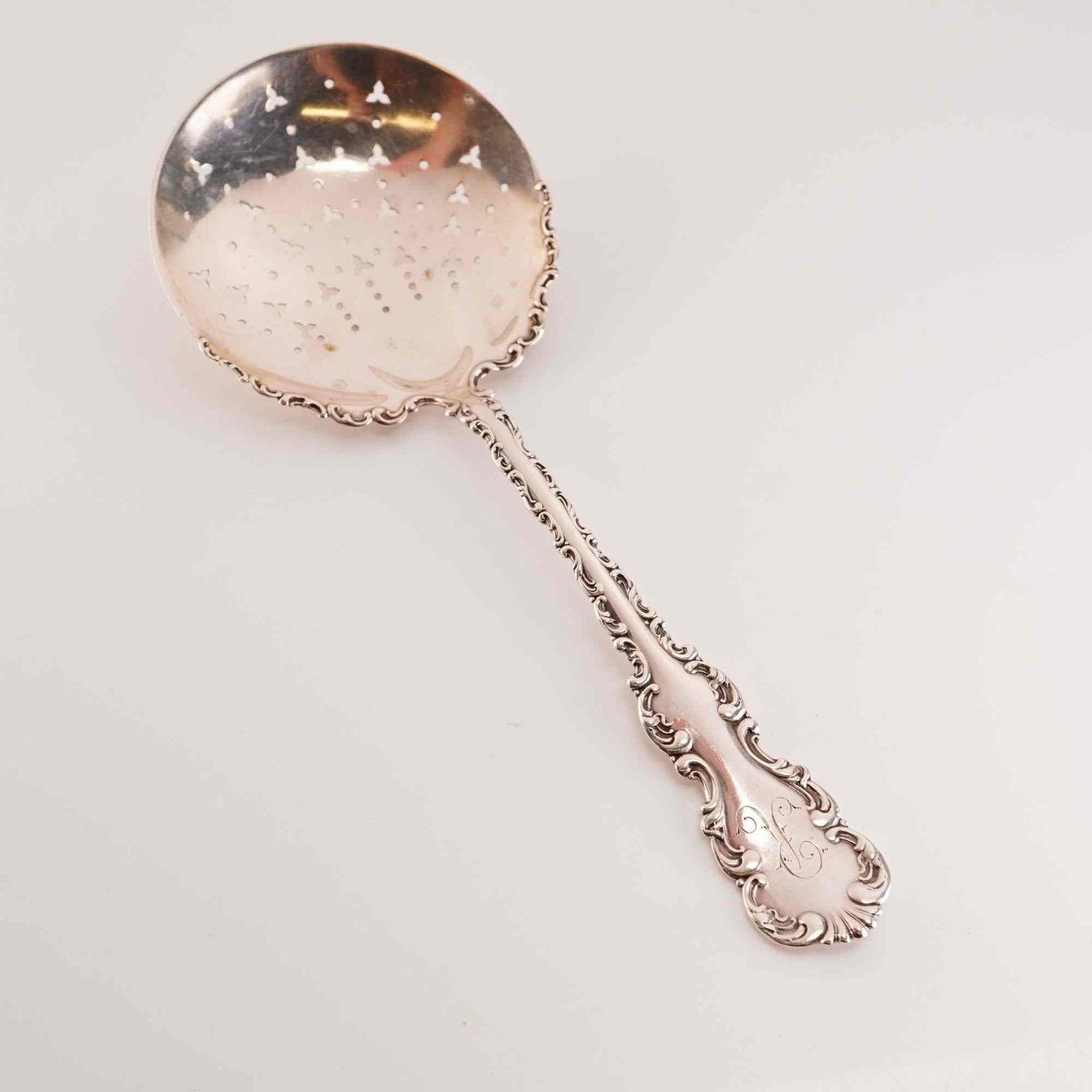 Whiting Manufacturing Co. Sterling Silver Pierced Sugar Sifter Spoon (1 of 4)