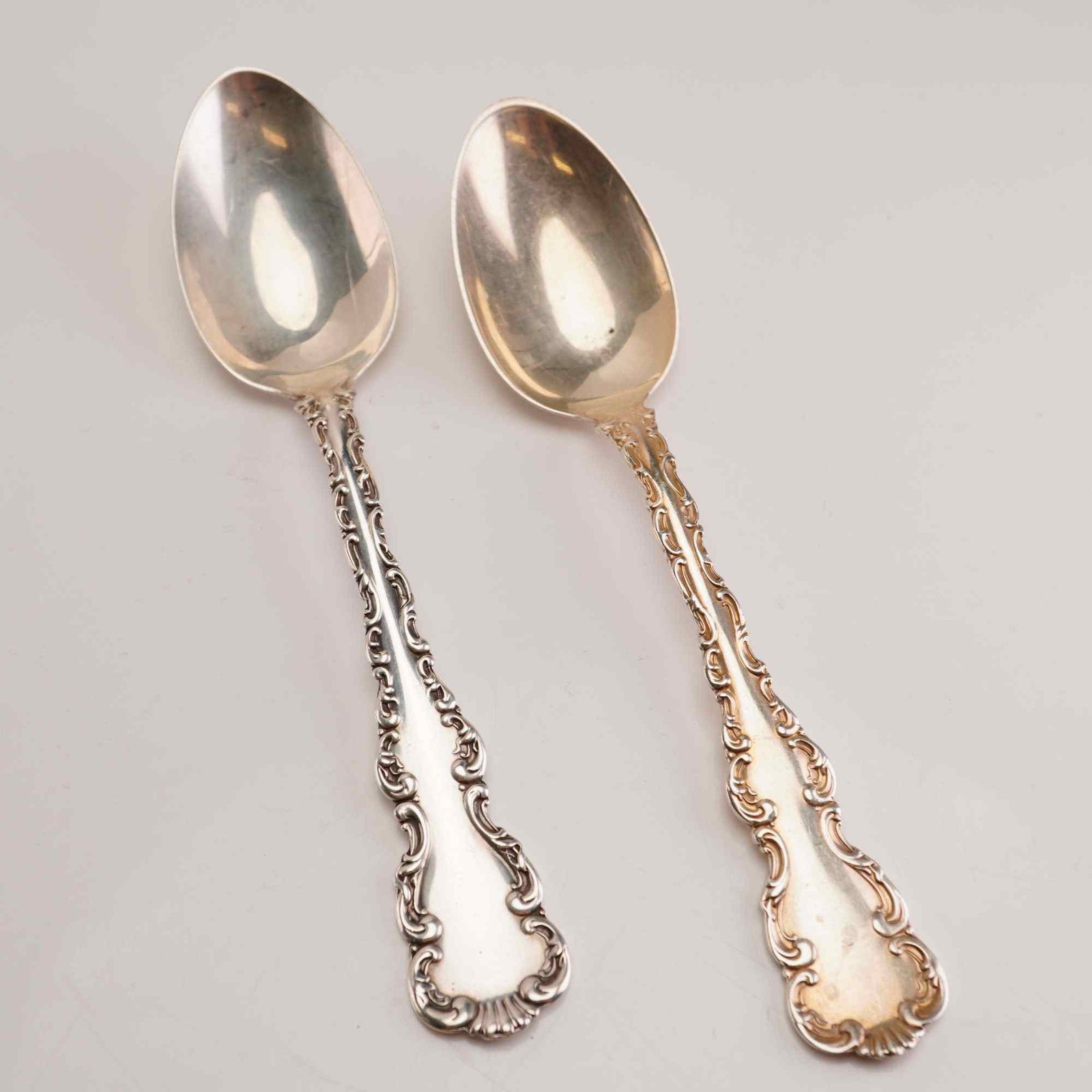 2pc Whiting Manufacturing Company Louis XV Sterling Silver Teaspoons (1 of 4)