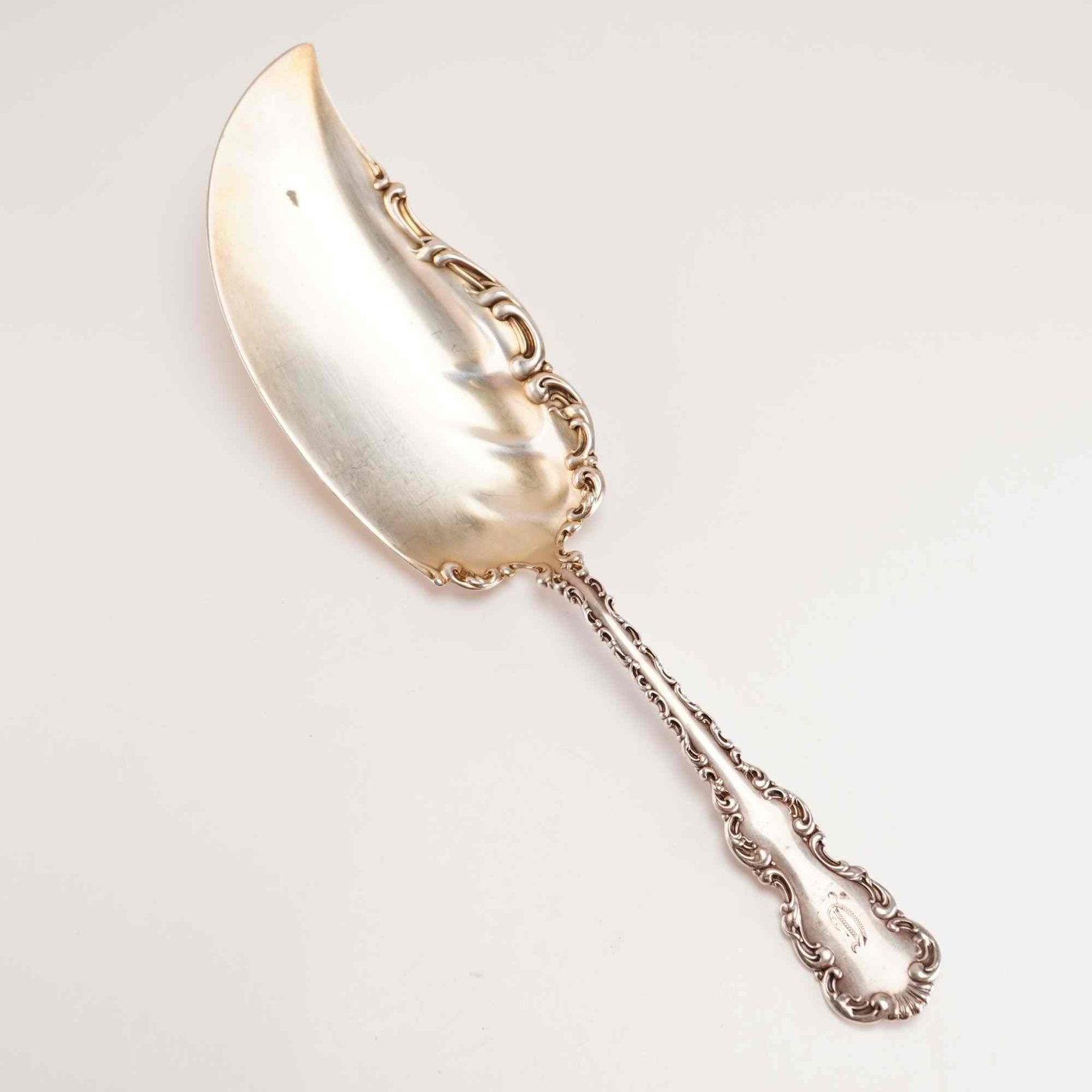Whiting Manufacturing Company Sterling Silver Fish Server (1 of 4)