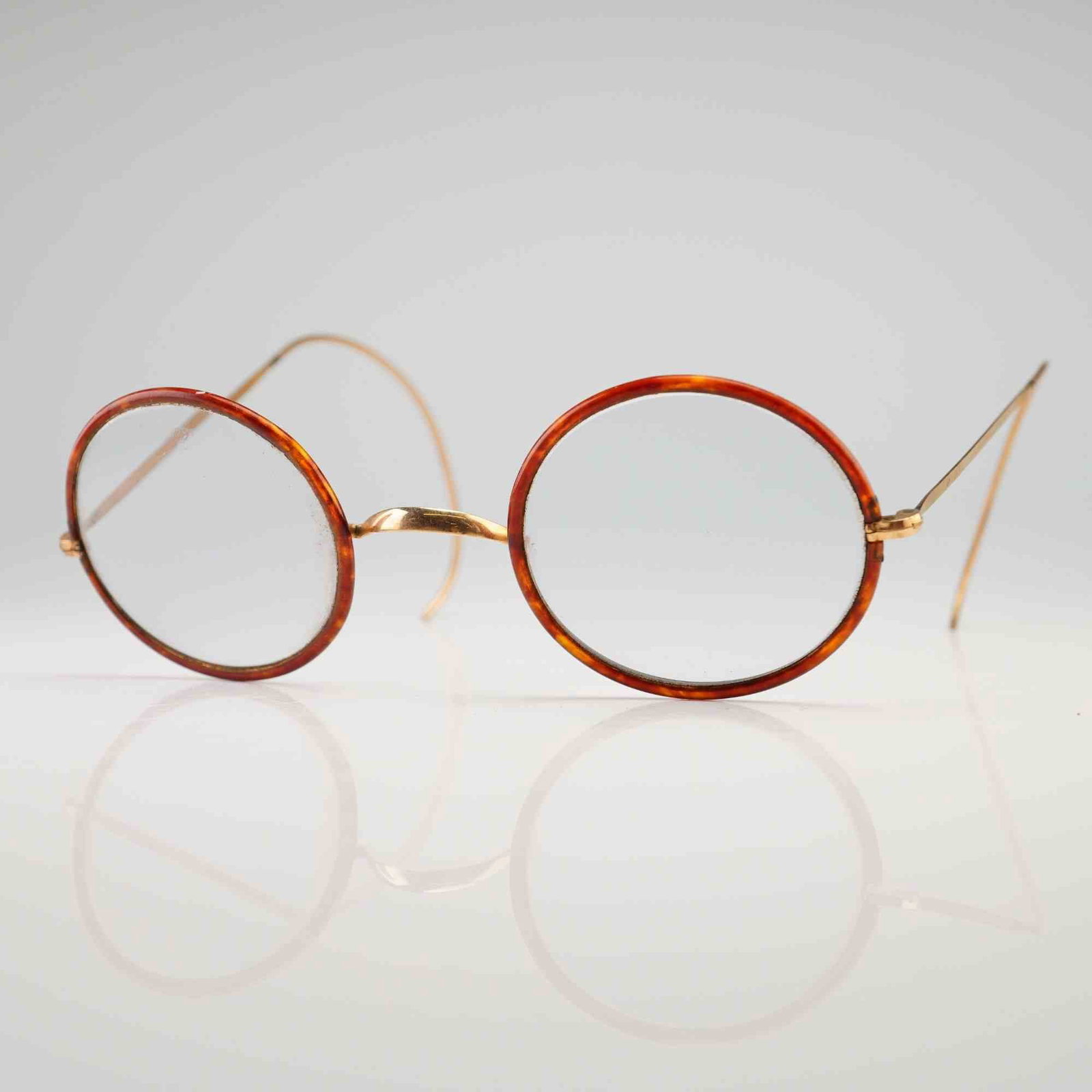 American Optical AO Windsor Round Bifocal Eyeglasses, Tortoiseshell and Gold-Filled (1 of 4)