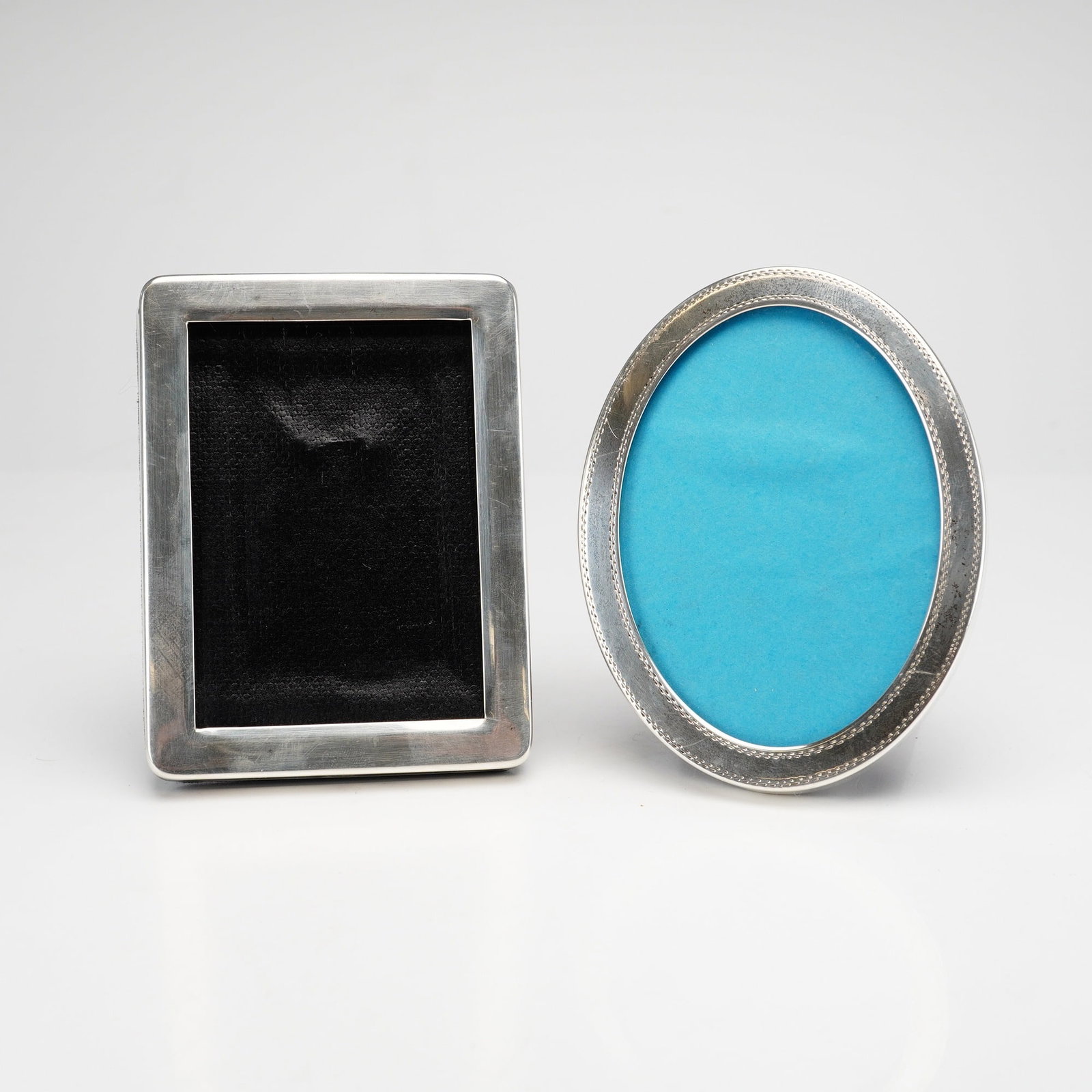 Two Tiffany & Co. Sterling Silver Picture Frames (1 of 4)