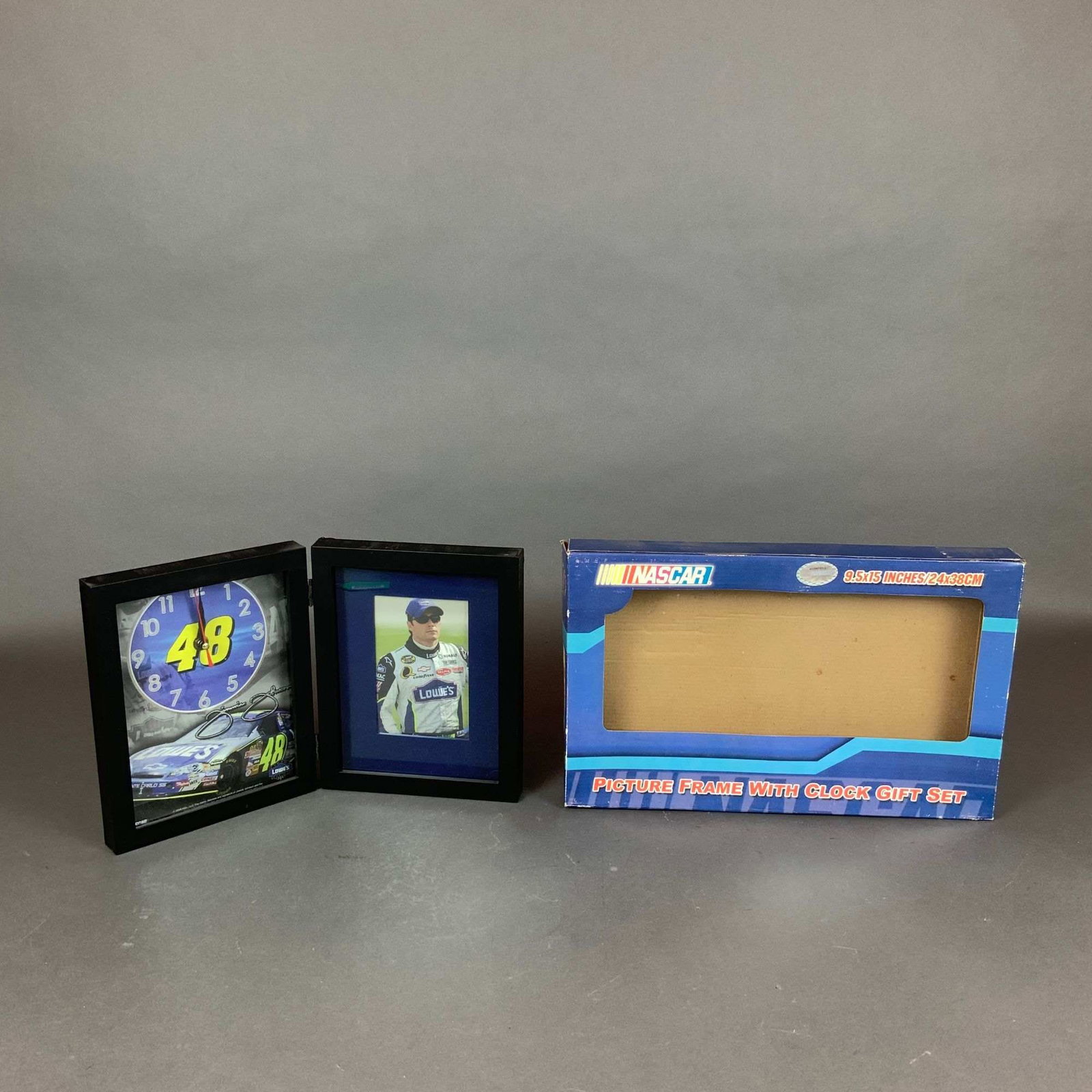 NASCAR Racing Reflections Picture Frame with Clock Gift Set (1 of 4)