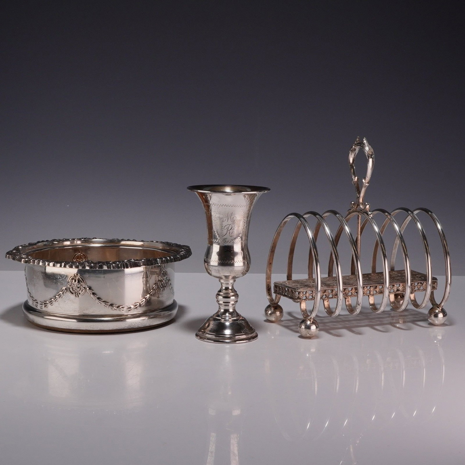 3pc Collection of Silver-Plated Table Service Items Including a Wallace Toast Rack (1 of 4)