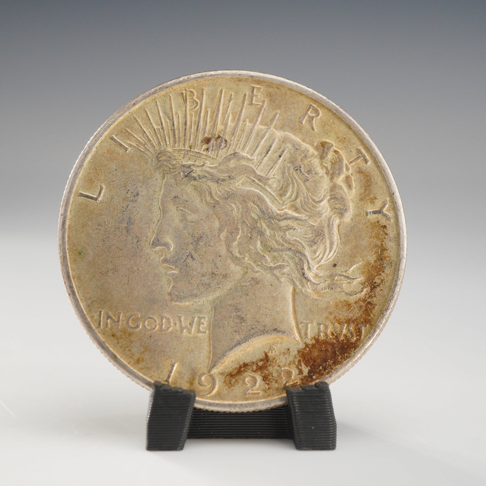1922 US Peace Silver One Dollar Coin, Circulated (1 of 2)