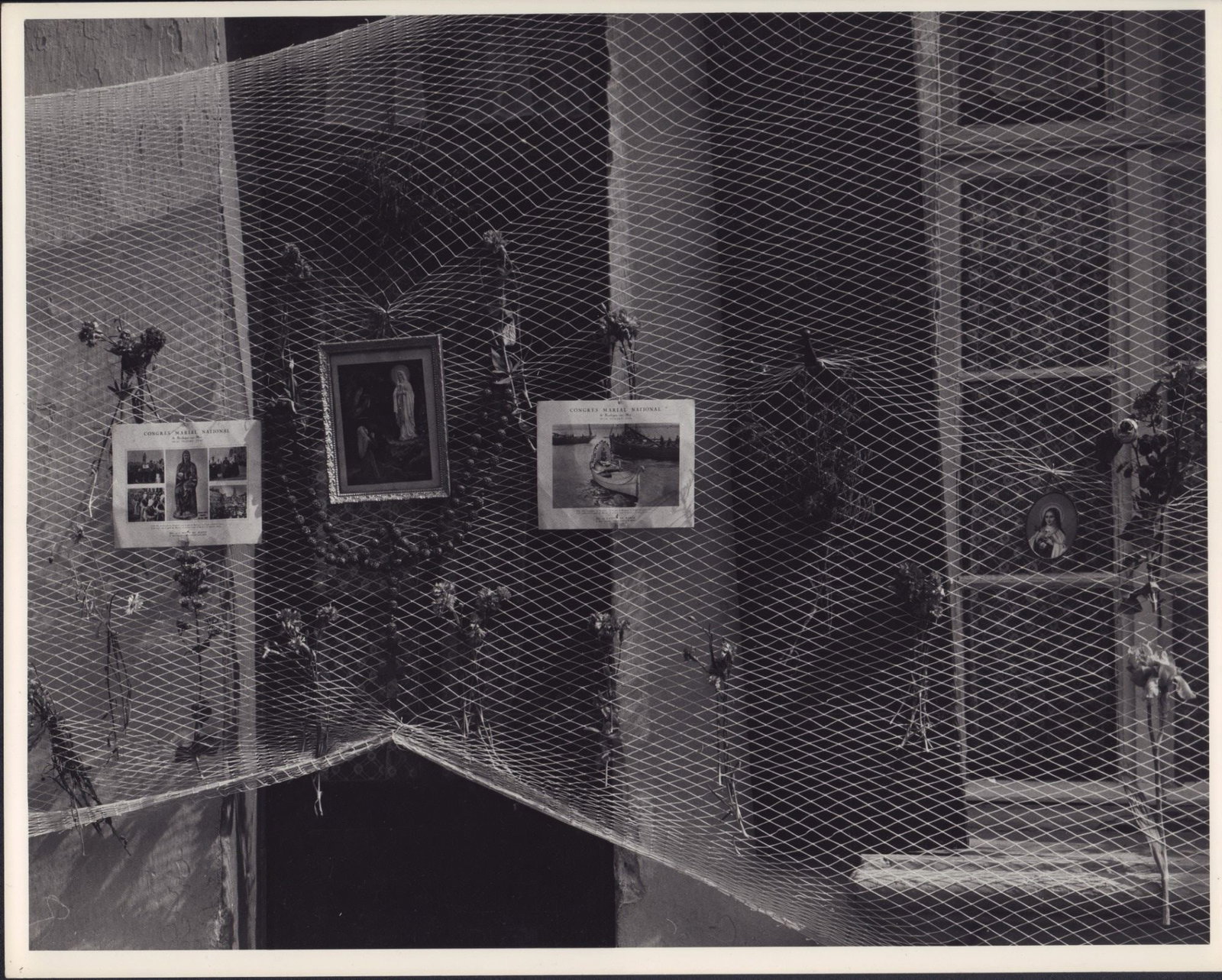 2pc Eliot Elisofon (American, 1911-1973) Gelatin Silver Prints, France, 1948 (1 of 4)