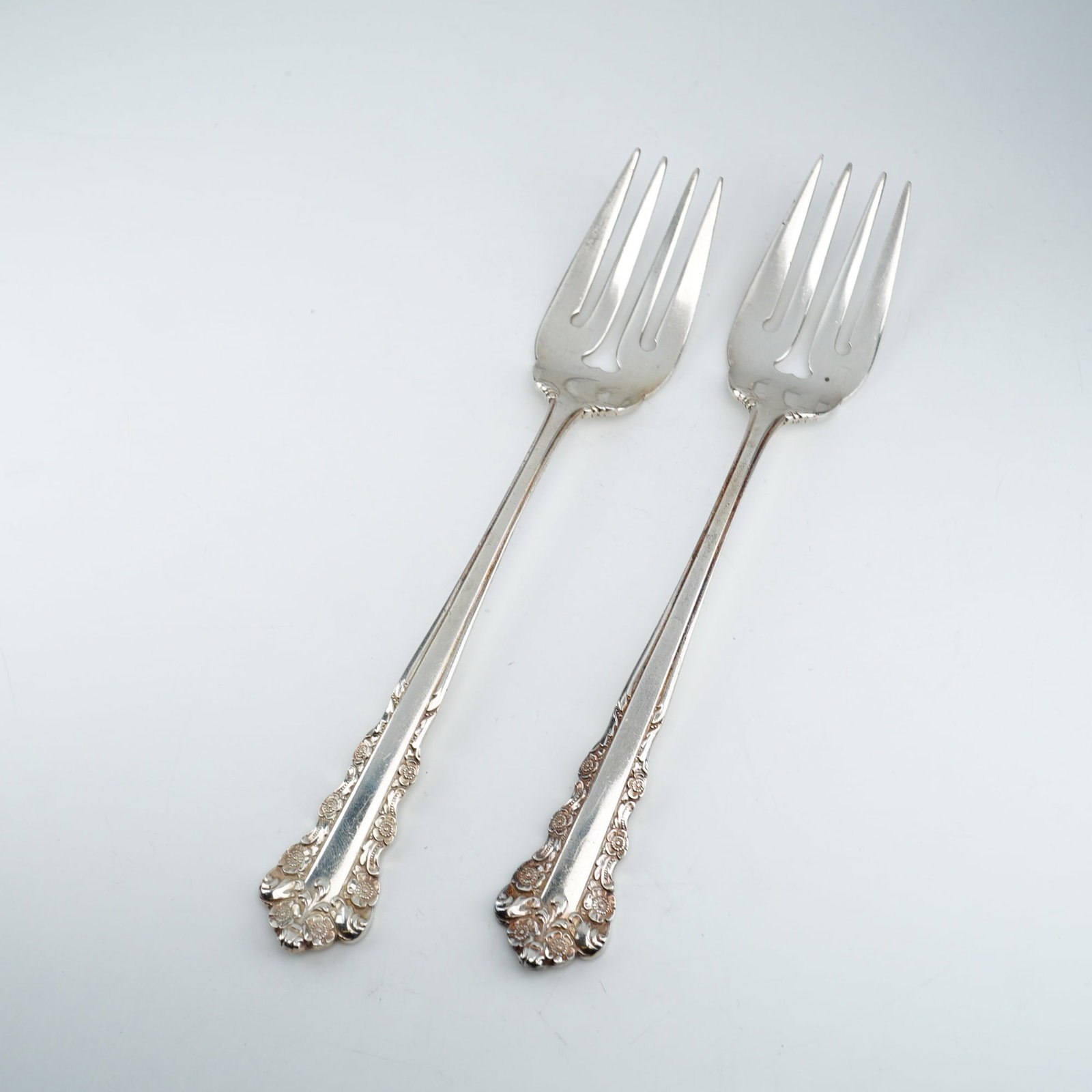 2pc Lunt Sterling Silver Salad Forks, Belle Meade (1 of 4)