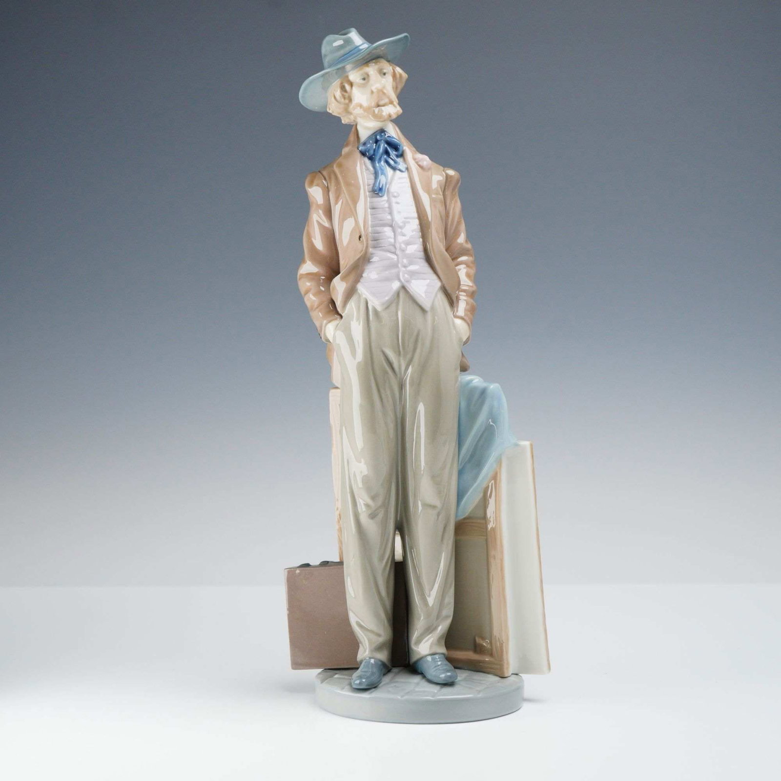 Lladro Glazed Porcelain Figurine, Traveling Artist 5661 (1 of 3)