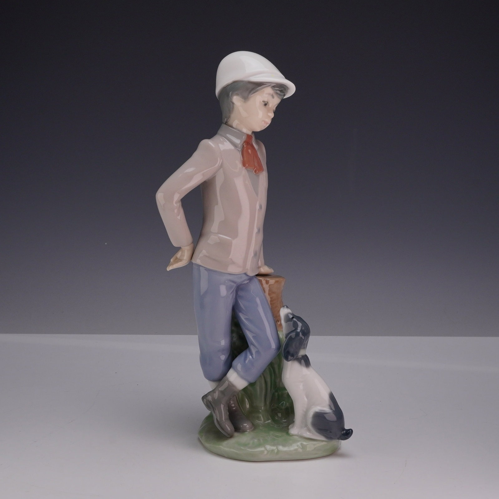 Nao by Lladro Porcelain Figurine, Affectionate Pup (1 of 3)