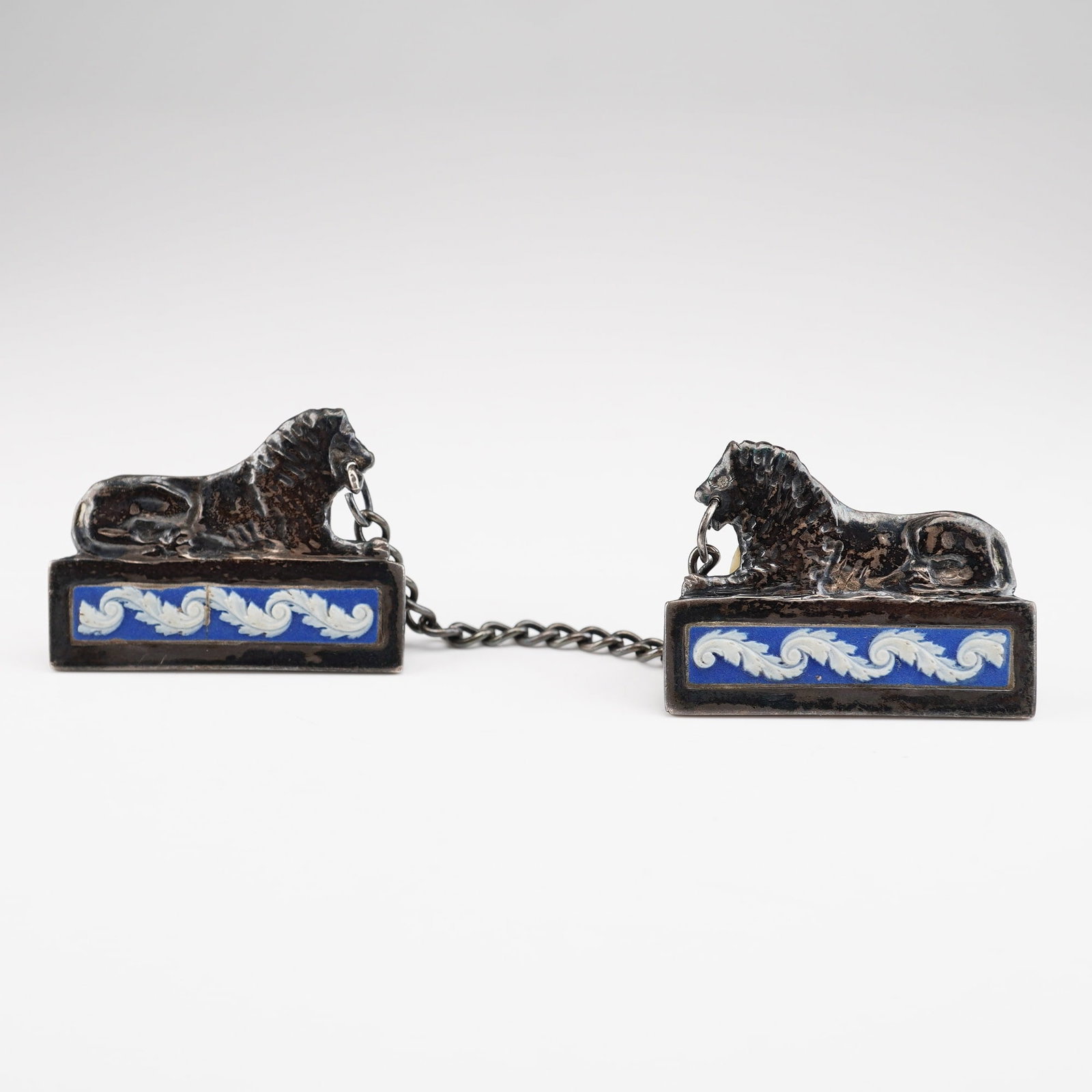 Daniel Blumberg Sterling Silver and Jasperware Style Lion Sweater Clips, 1957 (1 of 4)