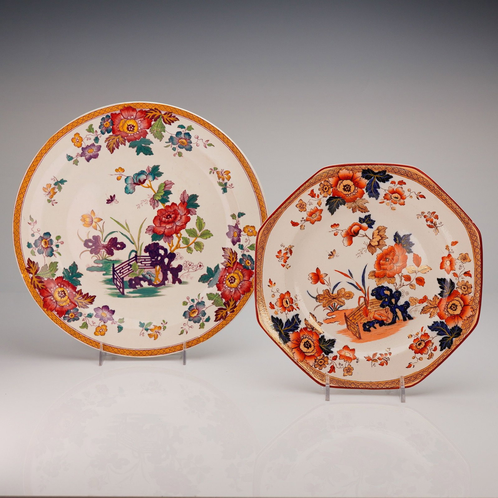 Two Wedgwood Etruria England Eastern Flowers Plates (1 of 5)