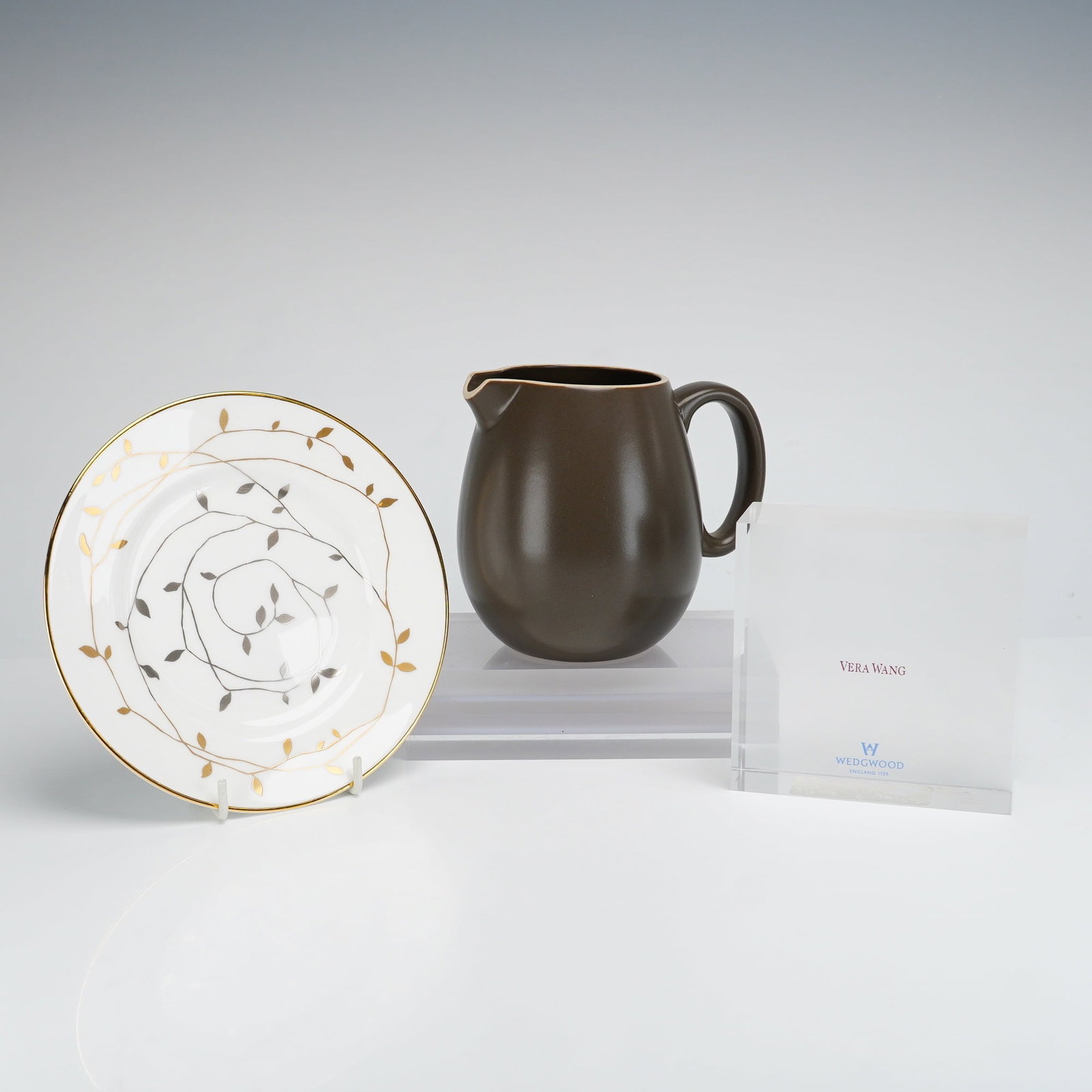 Lot of 3 Vera Wang for Wedgwood Items Including Gilded Leaf Dish and Naturals Pitcher (1 of 5)